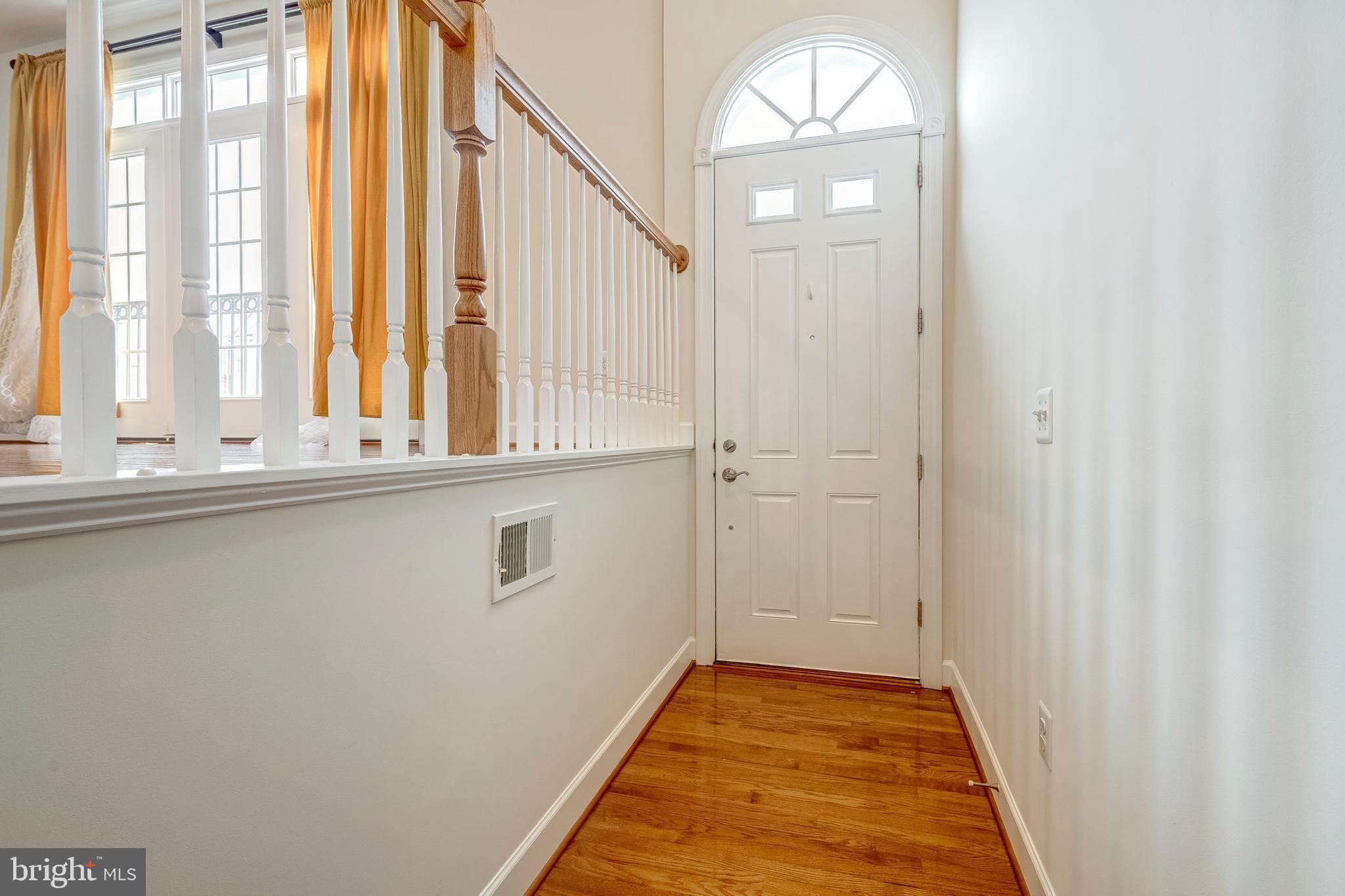 6225 SUMMIT POINT COURT