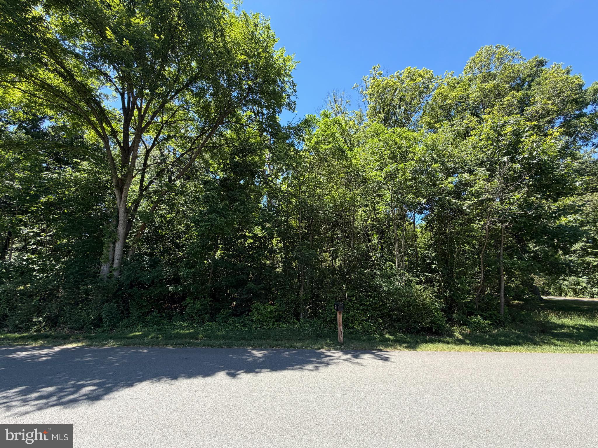 32 CEDAR DRIVE
