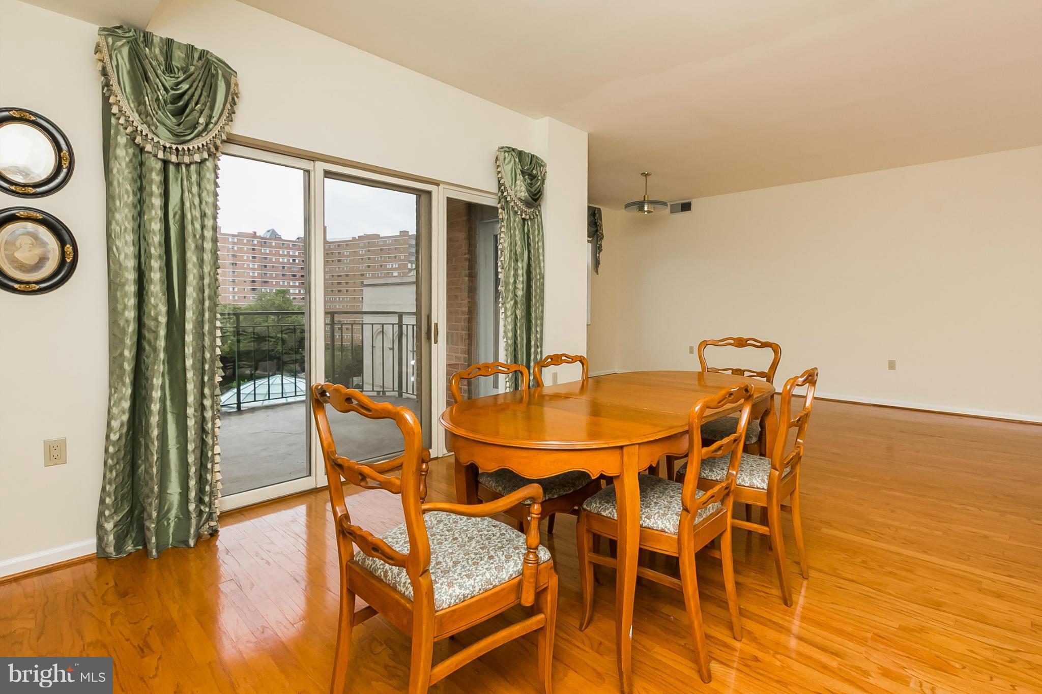 TUSCANY CANTERBURY - Residential