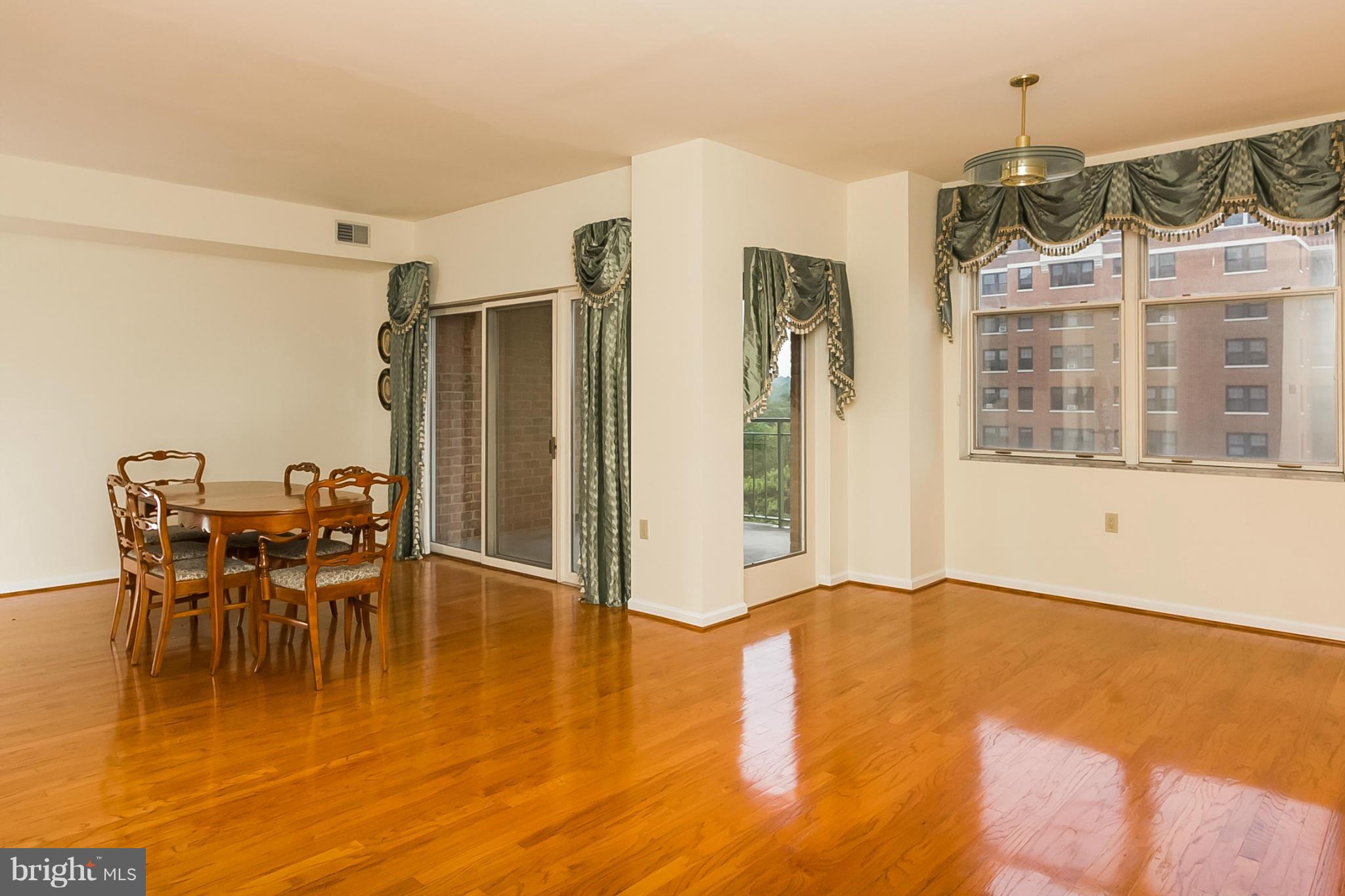 TUSCANY CANTERBURY - Residential