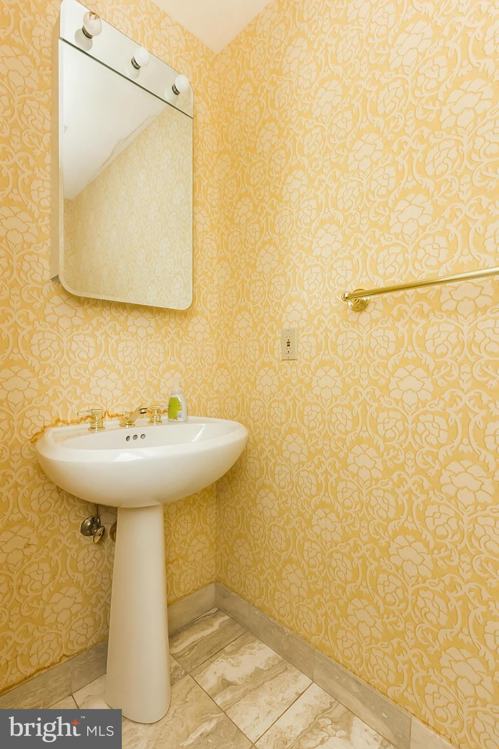 TUSCANY CANTERBURY - Residential