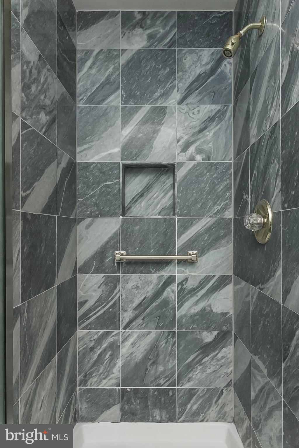 TUSCANY CANTERBURY - Residential