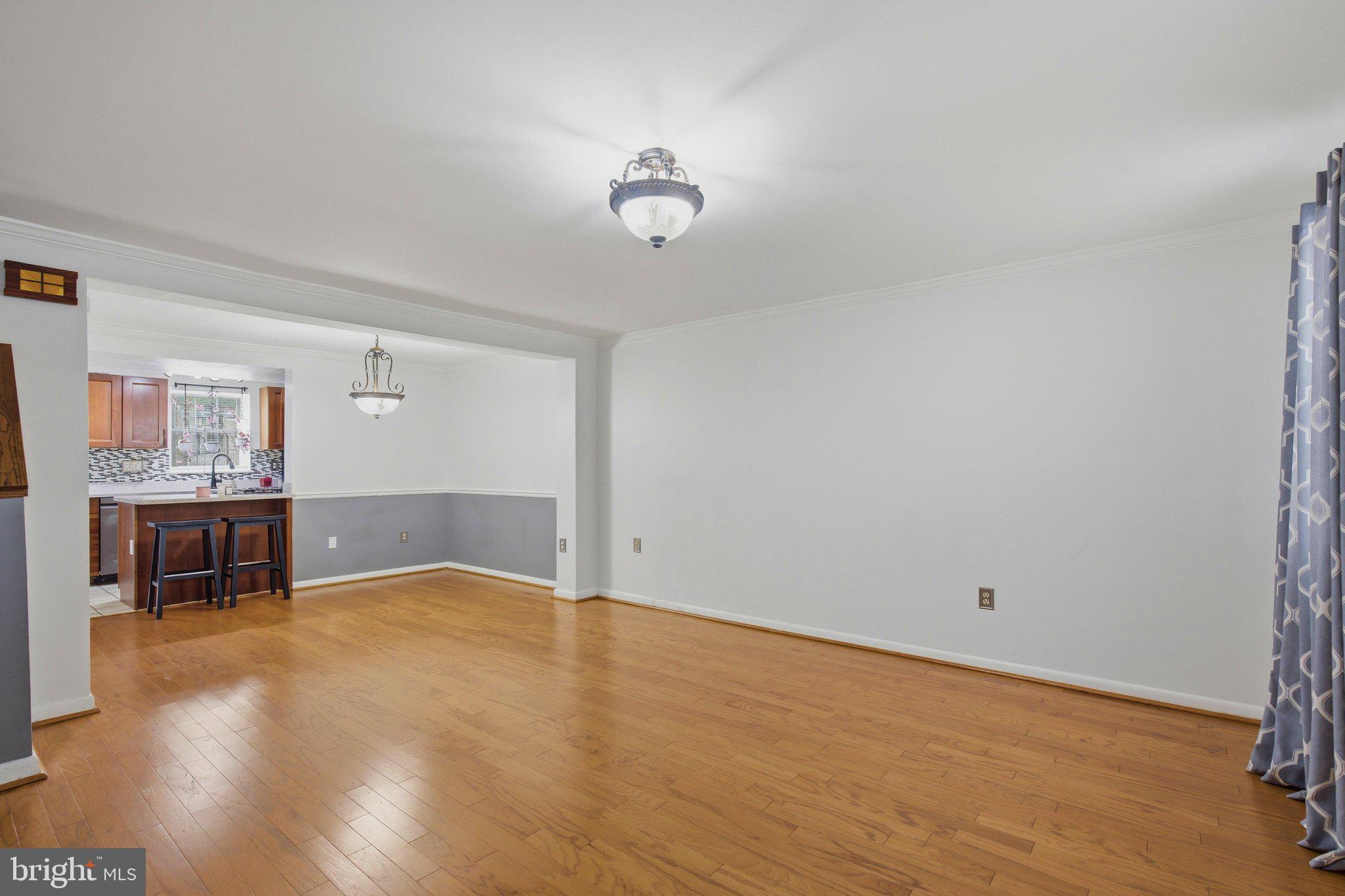1024 N CENTRAL AVENUE