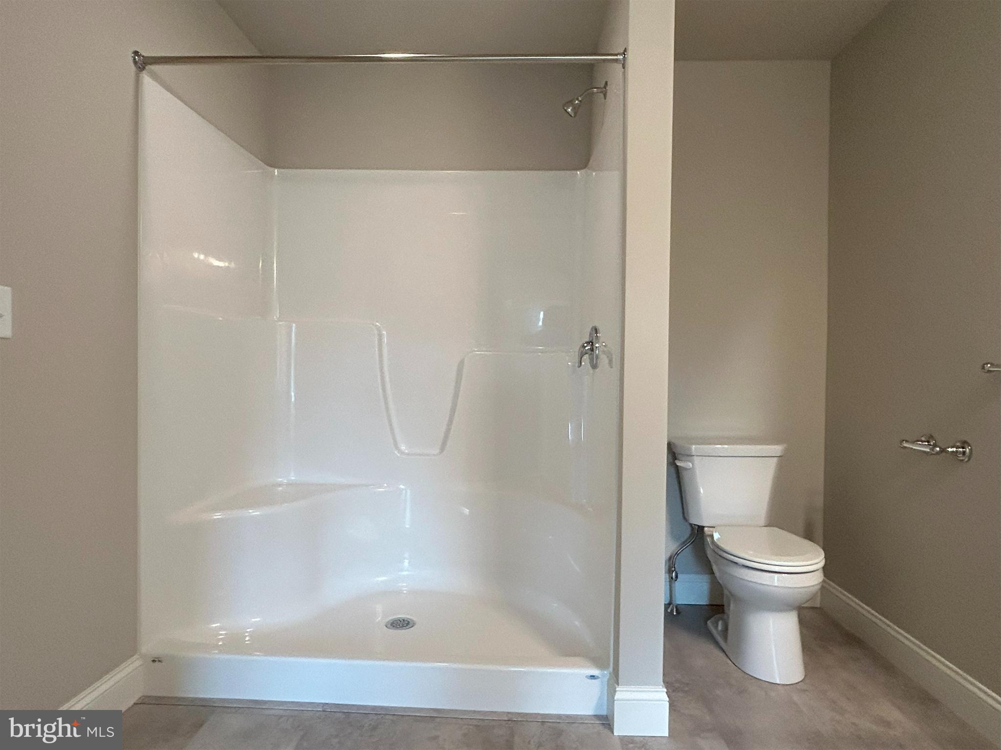 WOODLAND HILLS - Residential