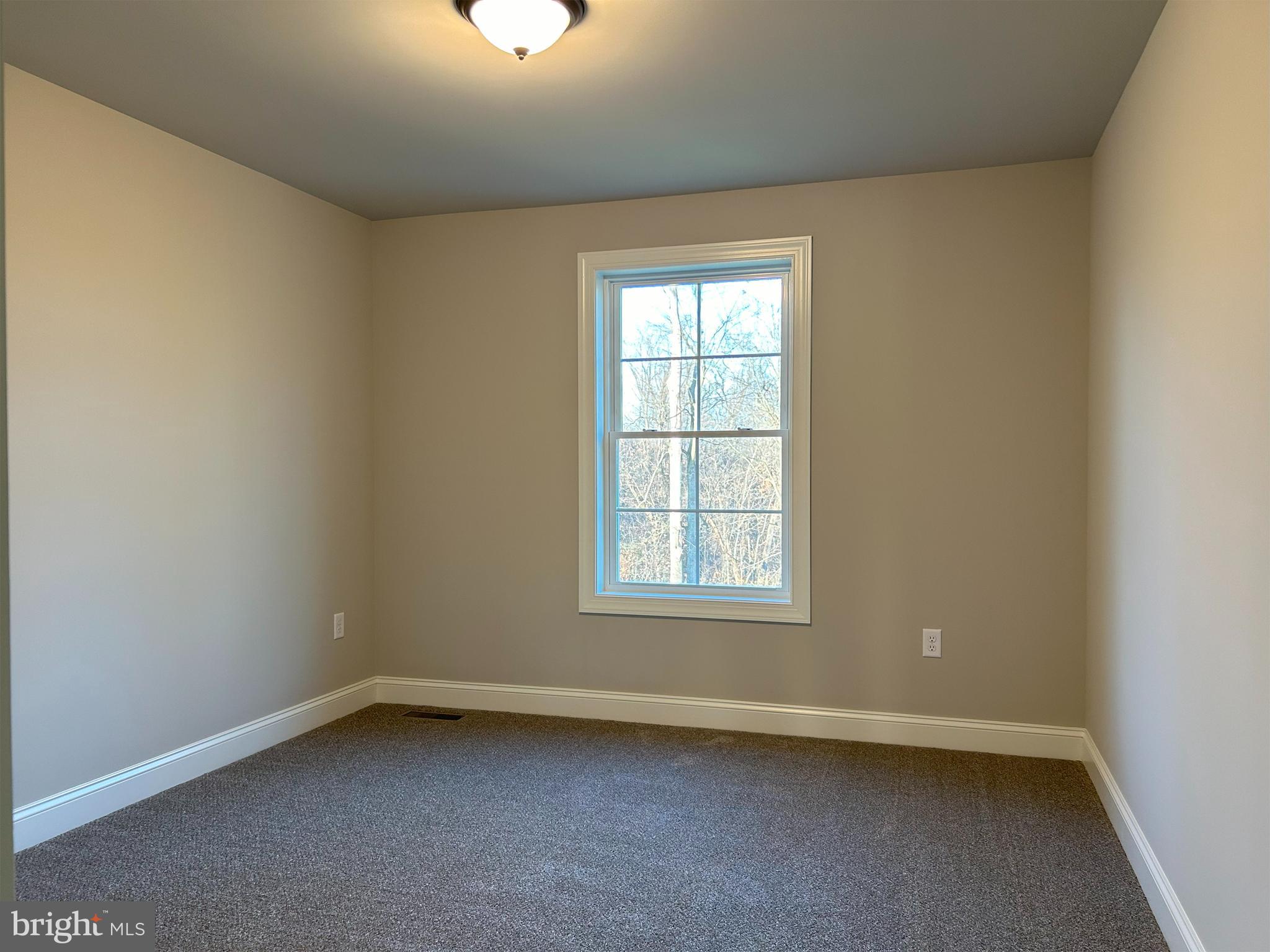 WOODLAND HILLS - Residential