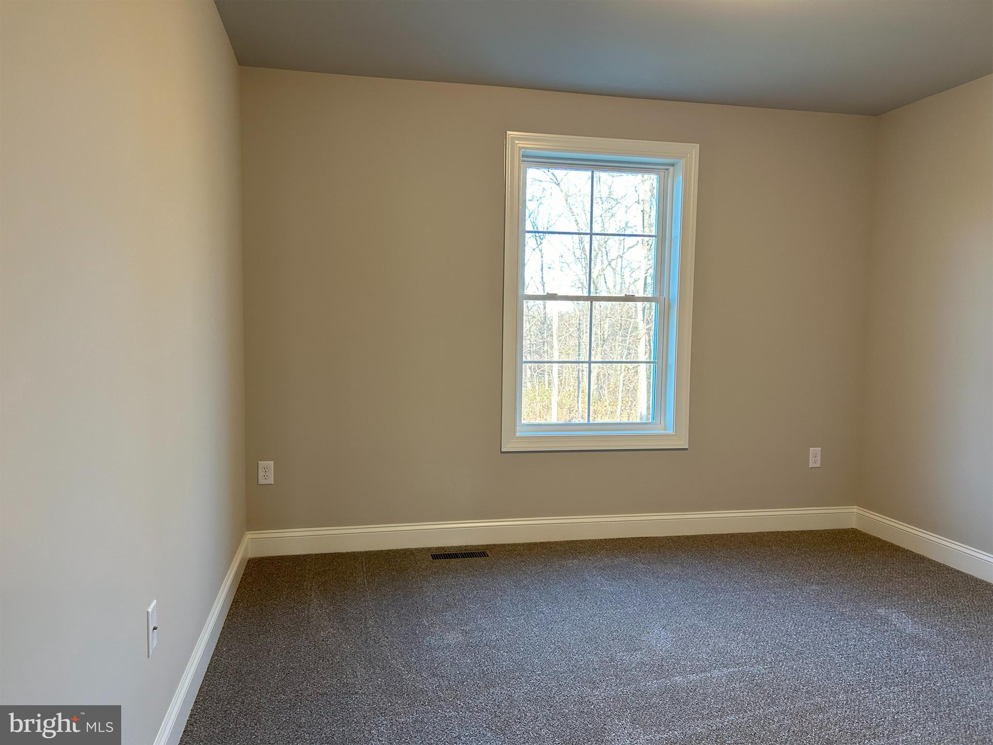 WOODLAND HILLS - Residential