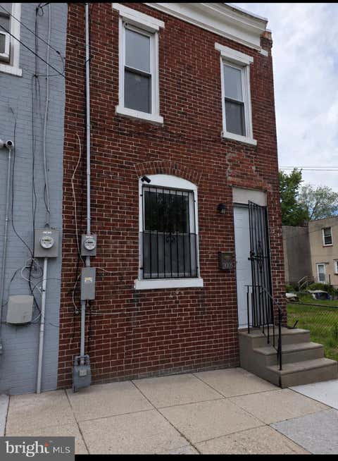 Townhouse For Sale - 2005 S 9th Street<br/> CAMDEN, NJ 08104