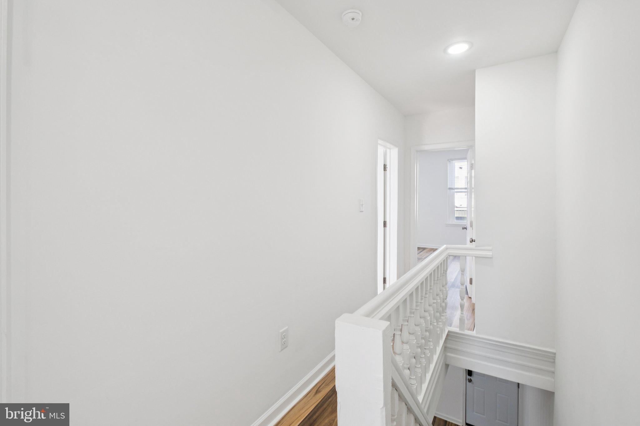 LOGAN - Residential Lease