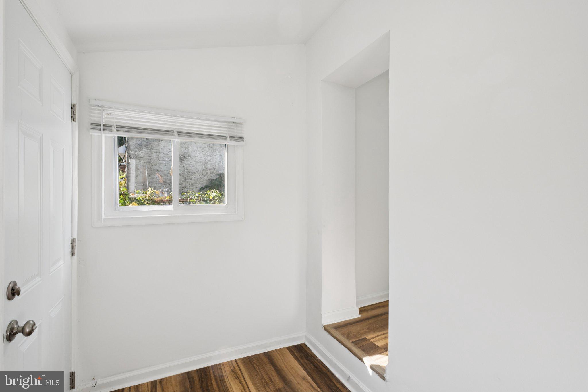 LOGAN - Residential Lease