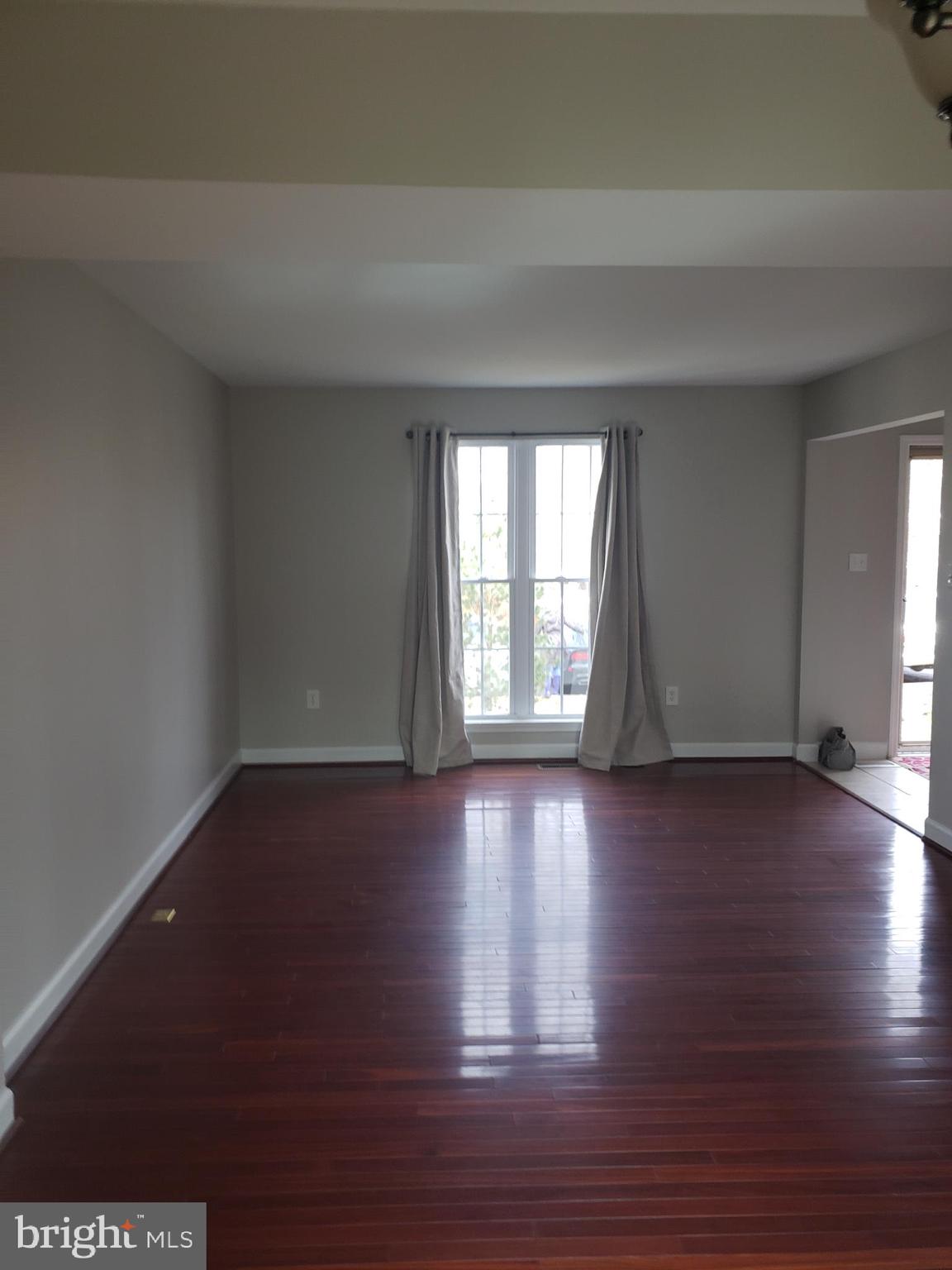 LAKE RIDGE - Residential Lease