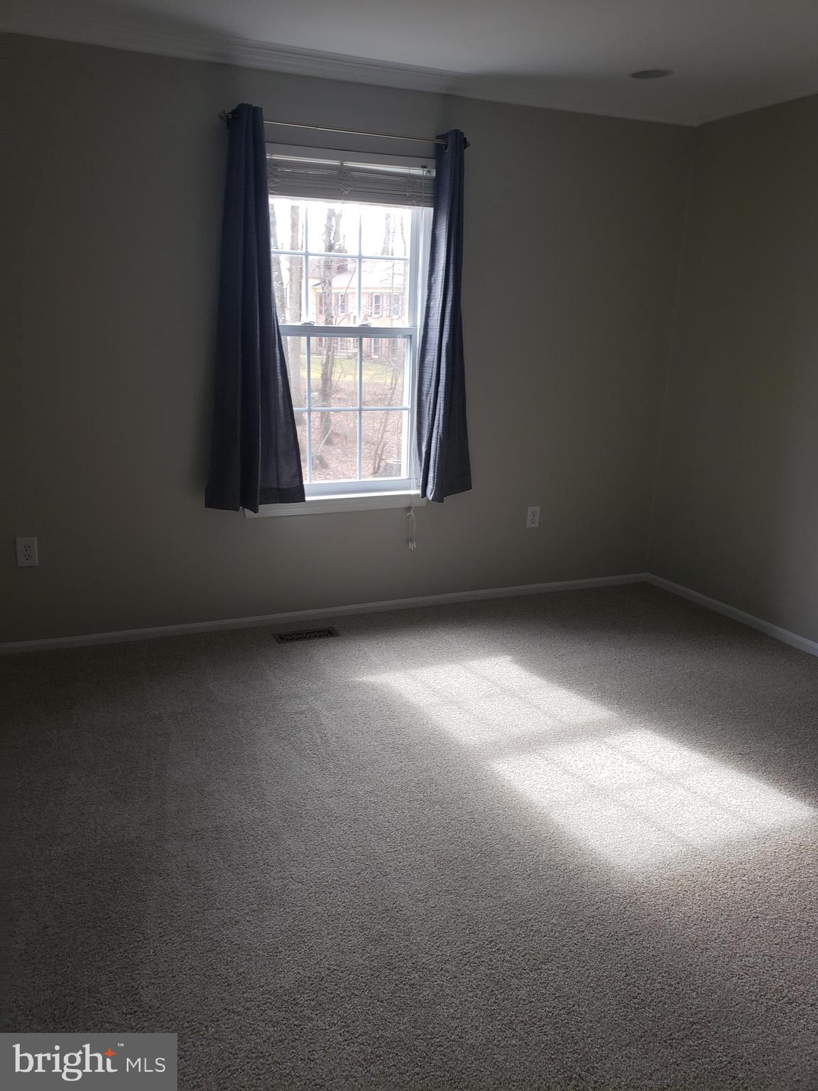 LAKE RIDGE - Residential Lease