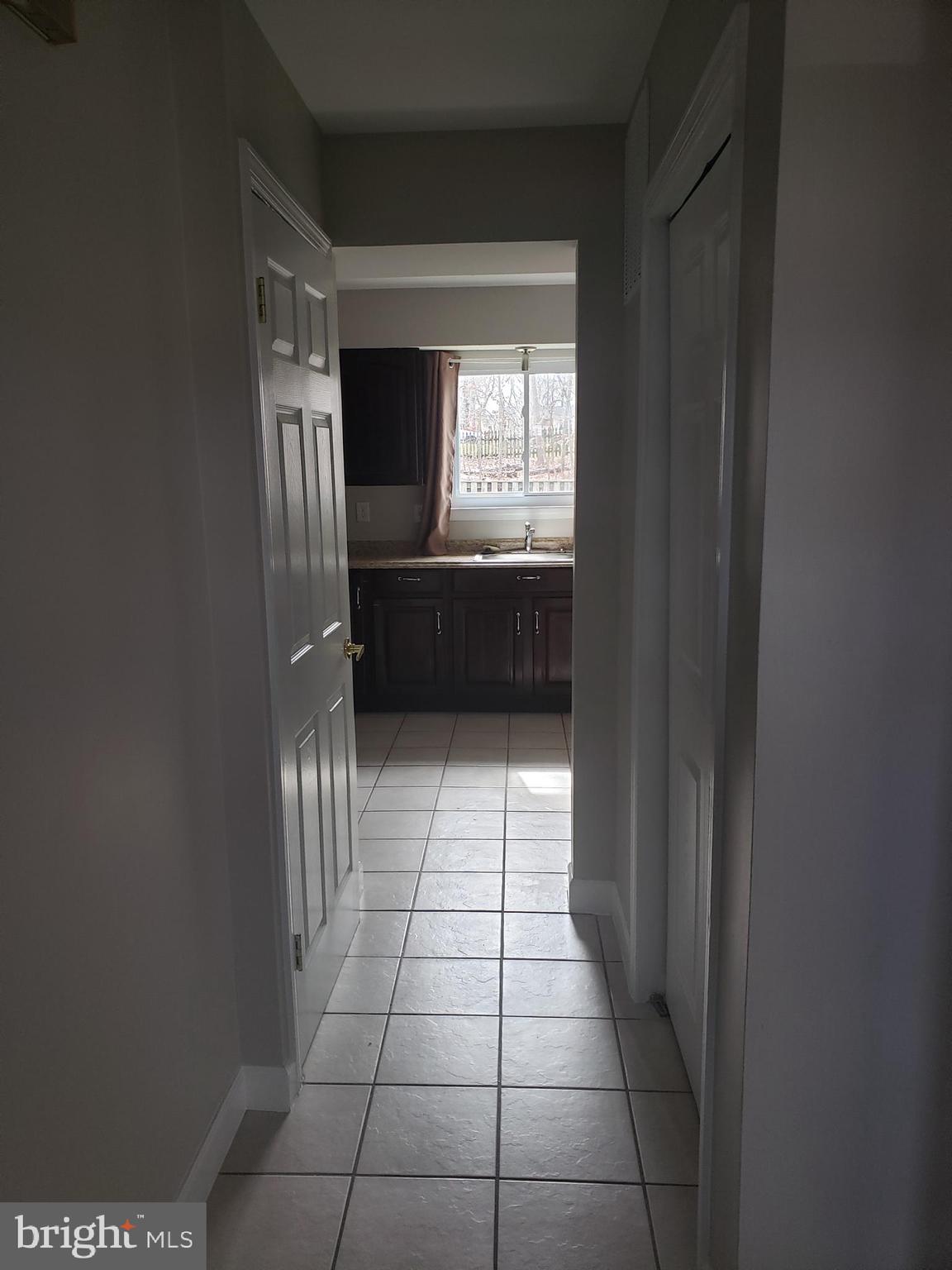 LAKE RIDGE - Residential Lease