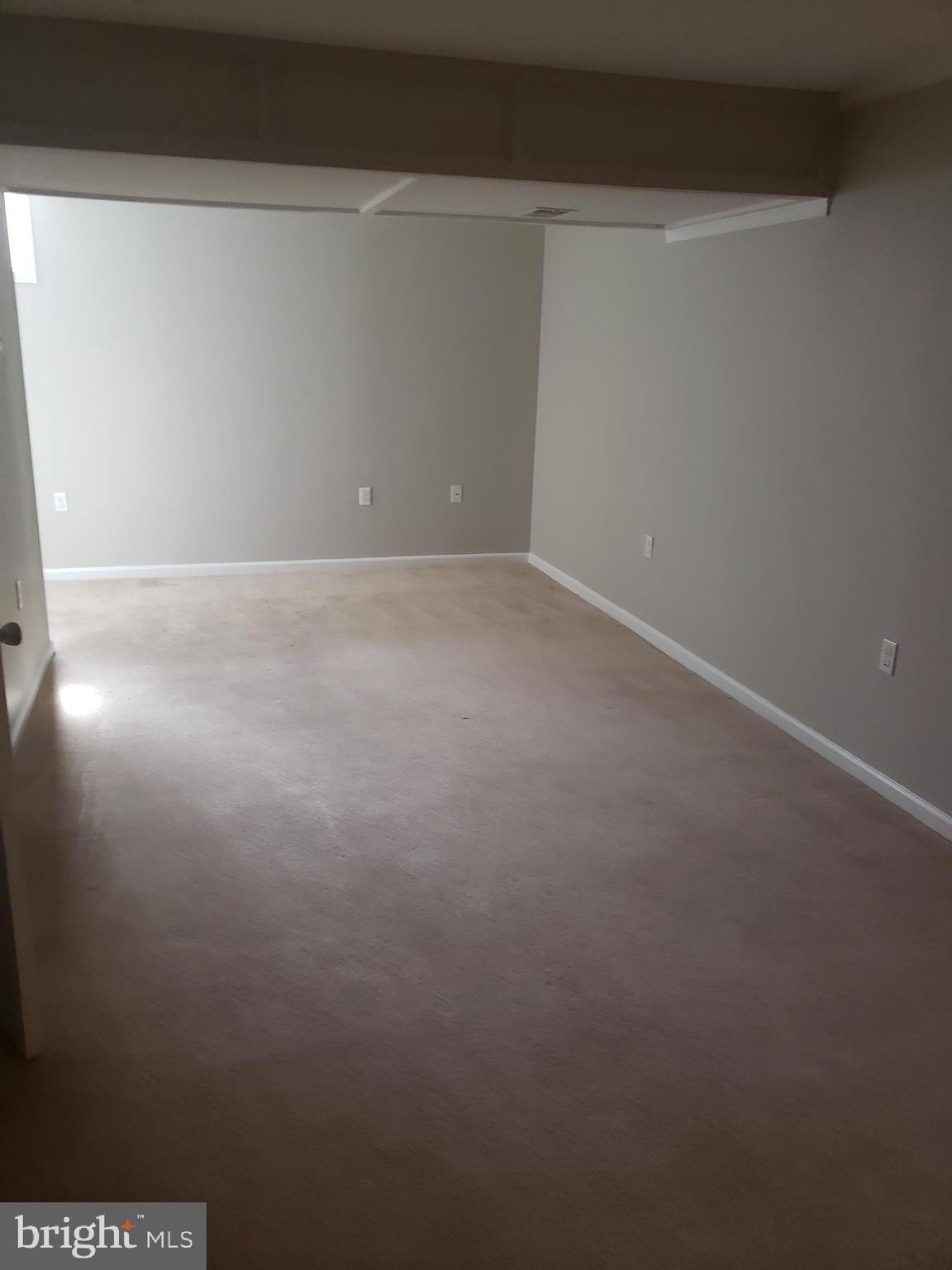 LAKE RIDGE - Residential Lease