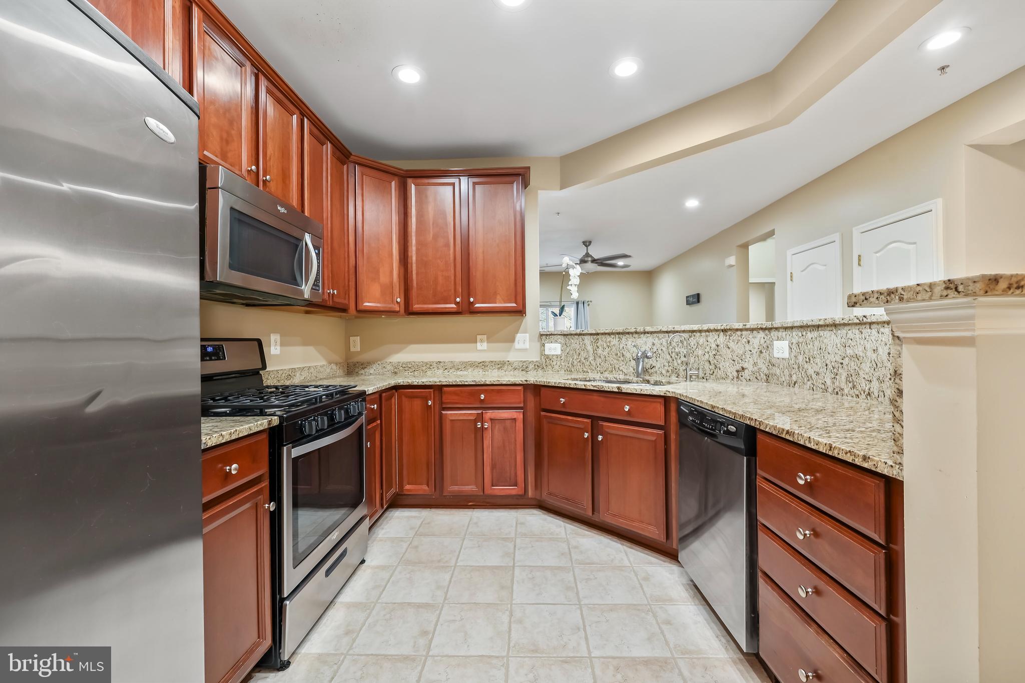 THE RESERVE CONDOMINIUMS - Residential