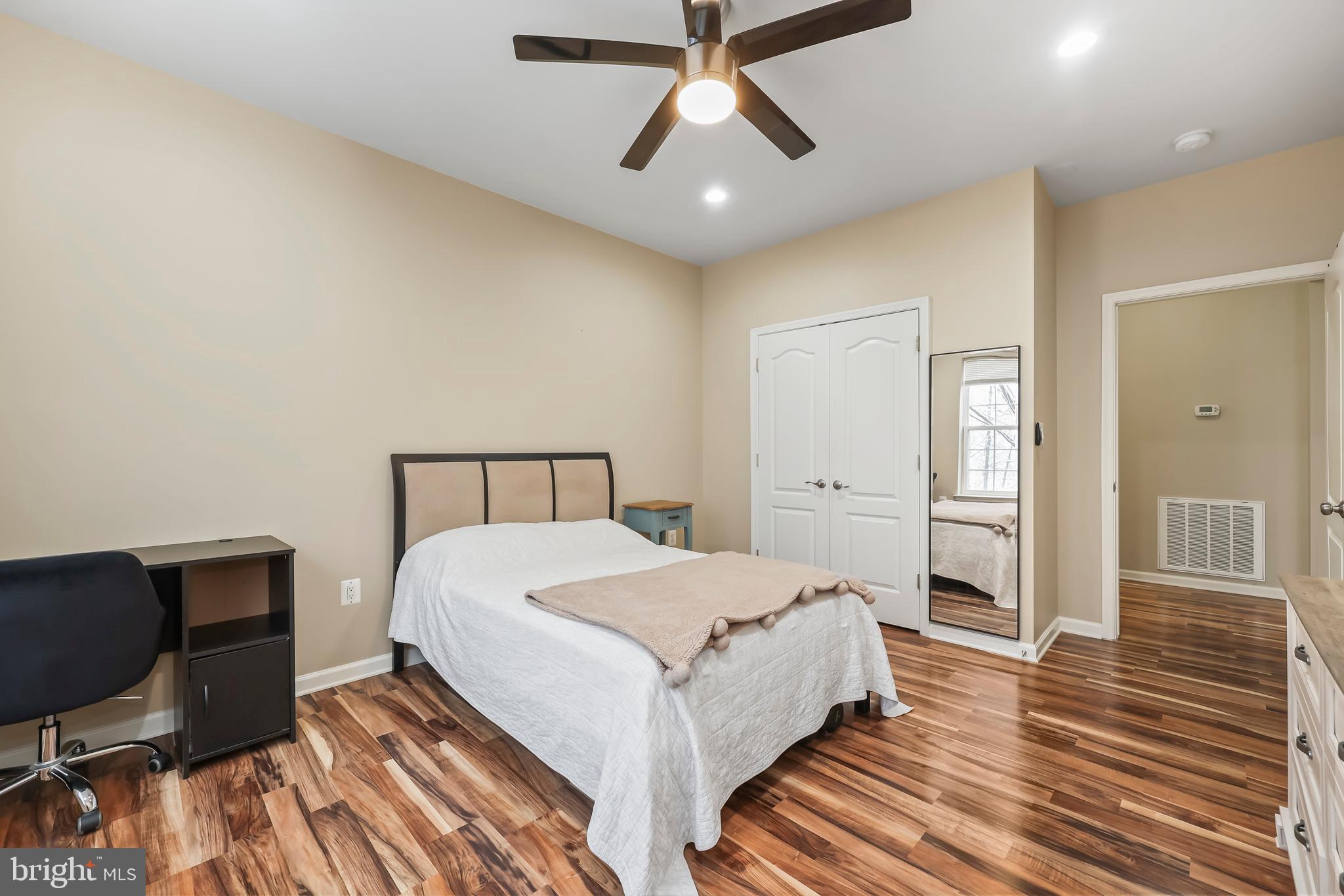 THE RESERVE CONDOMINIUMS - Residential