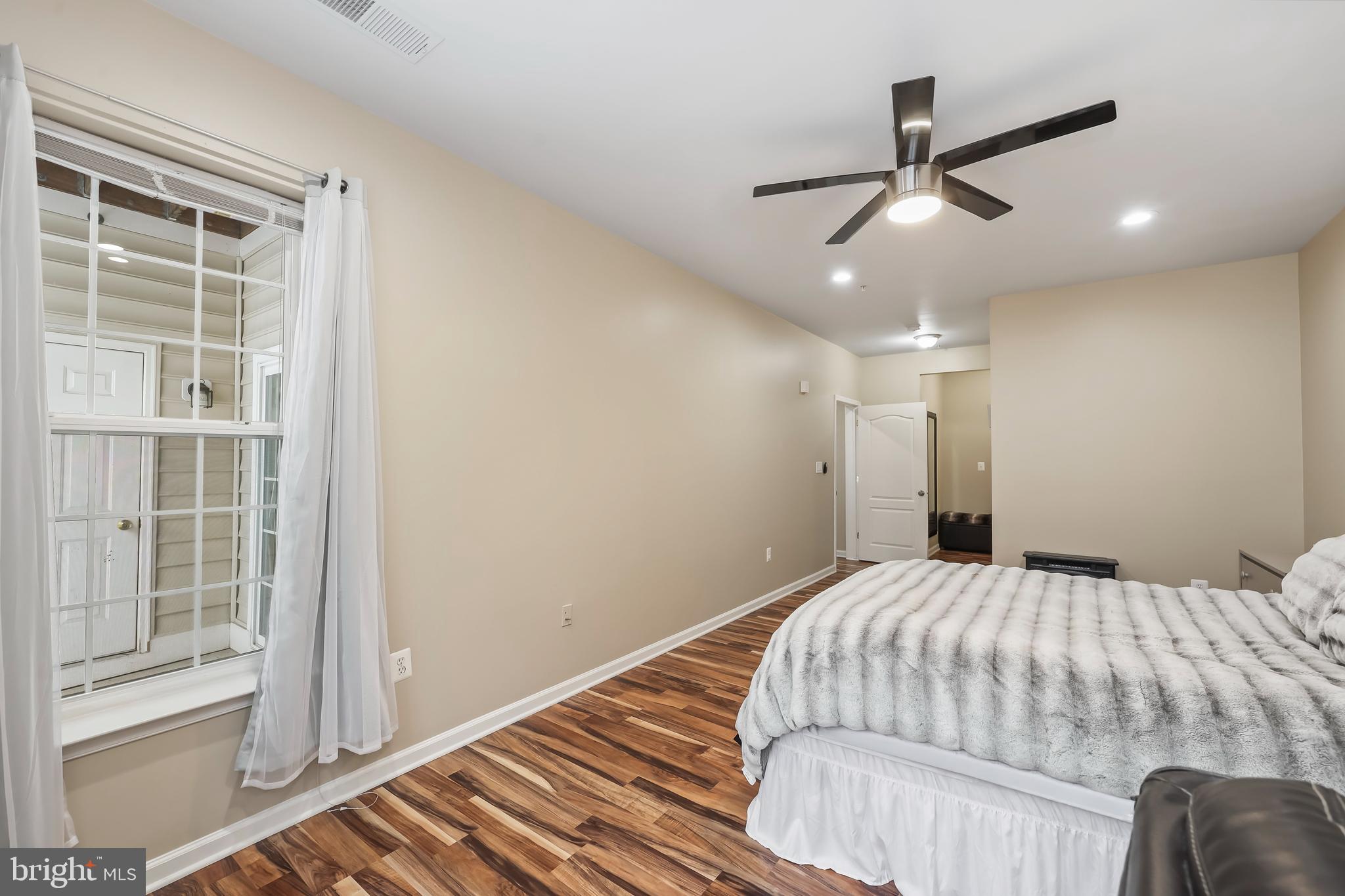 THE RESERVE CONDOMINIUMS - Residential