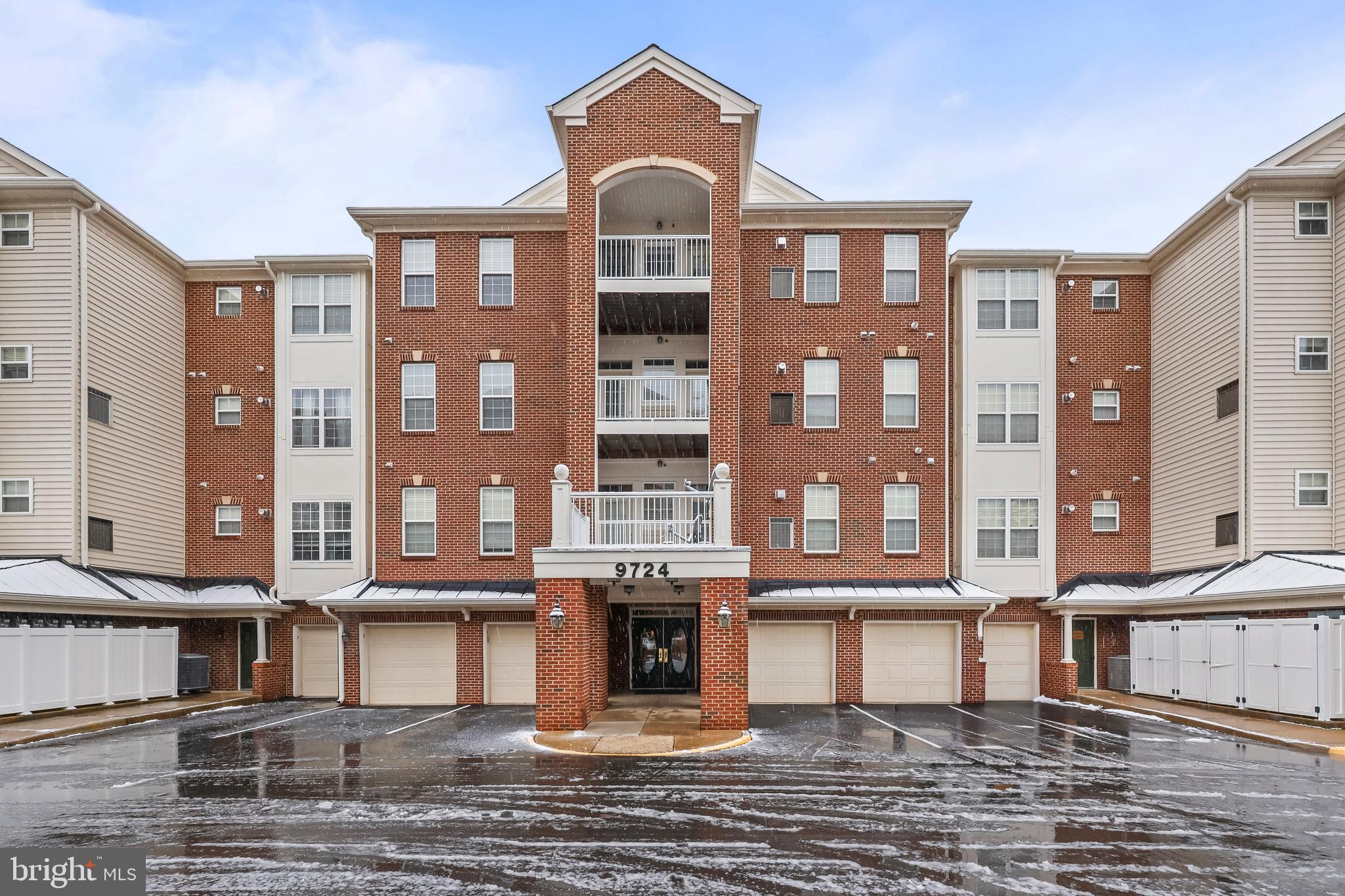 THE RESERVE CONDOMINIUMS - Residential