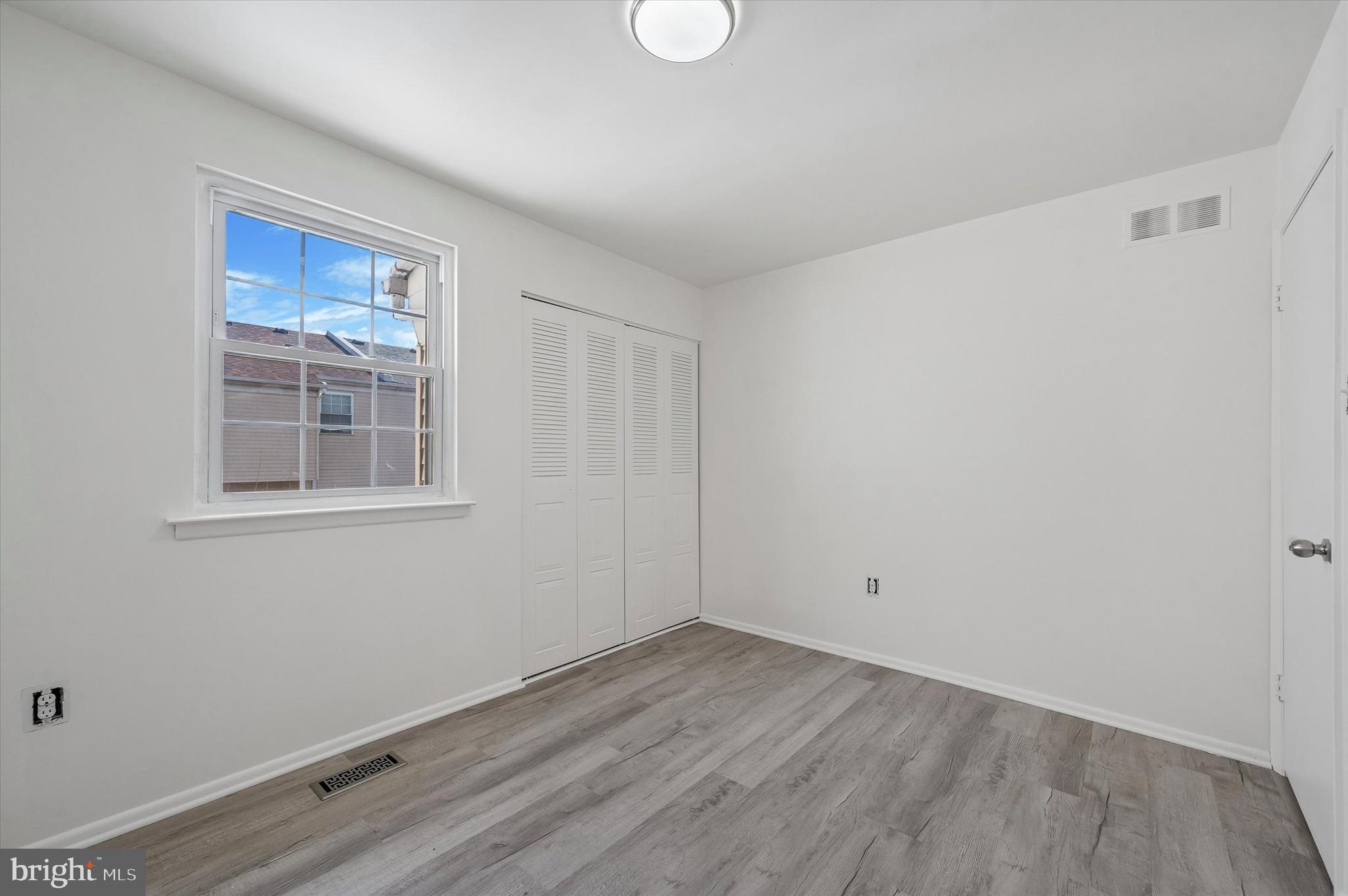 EASTWICK - Residential