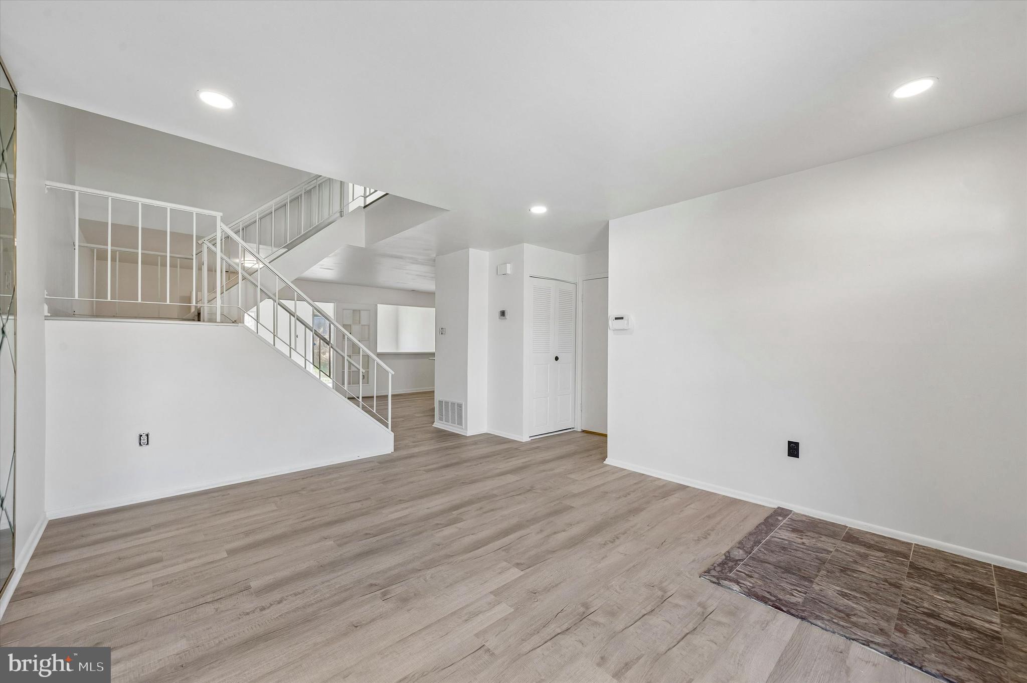 EASTWICK - Residential