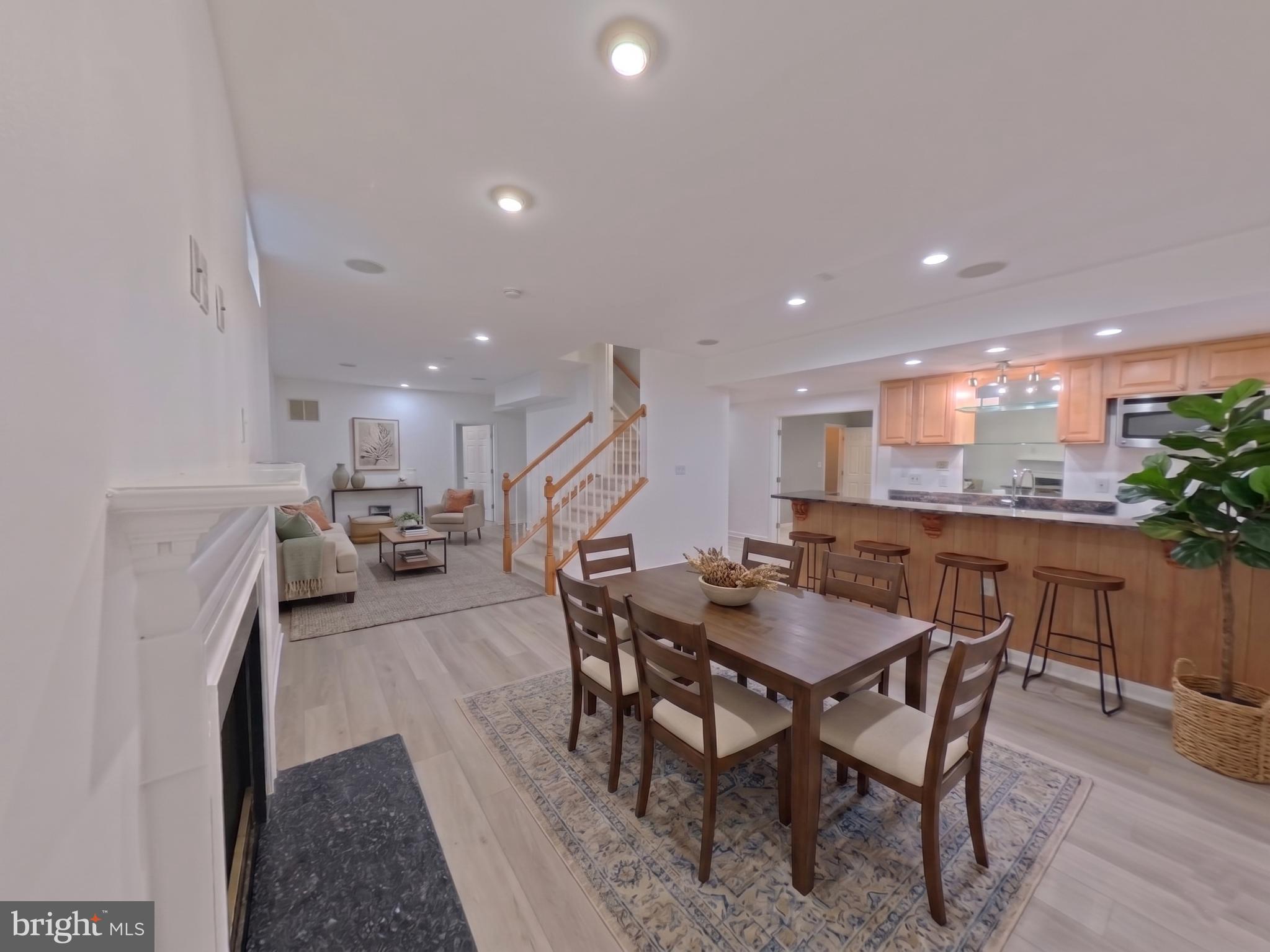 PORT POTOMAC - Residential