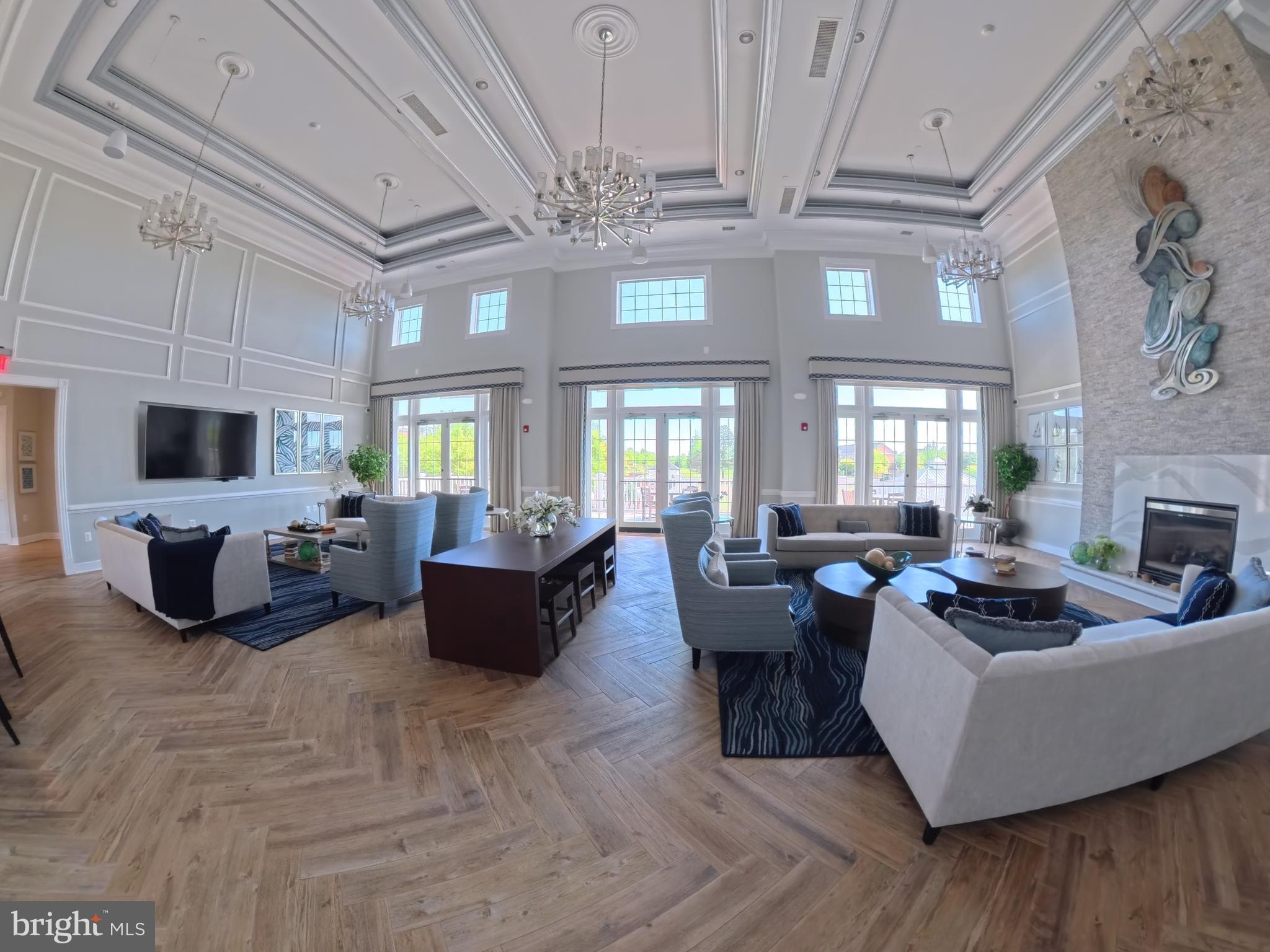 PORT POTOMAC - Residential