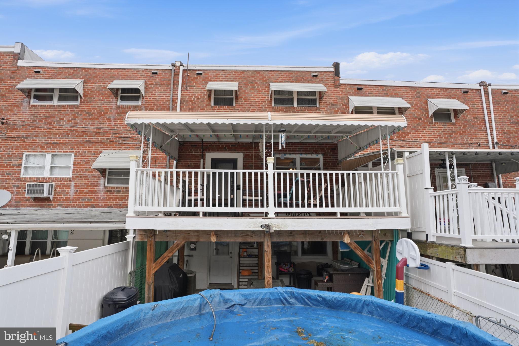 PHILADELPHIA (NORTHEAST) - Residential