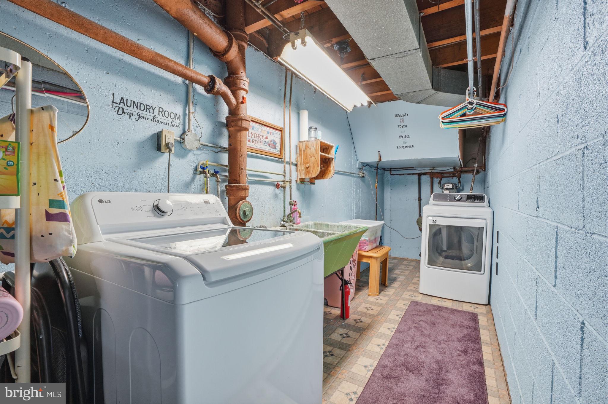 PHILADELPHIA (NORTHEAST) - Residential