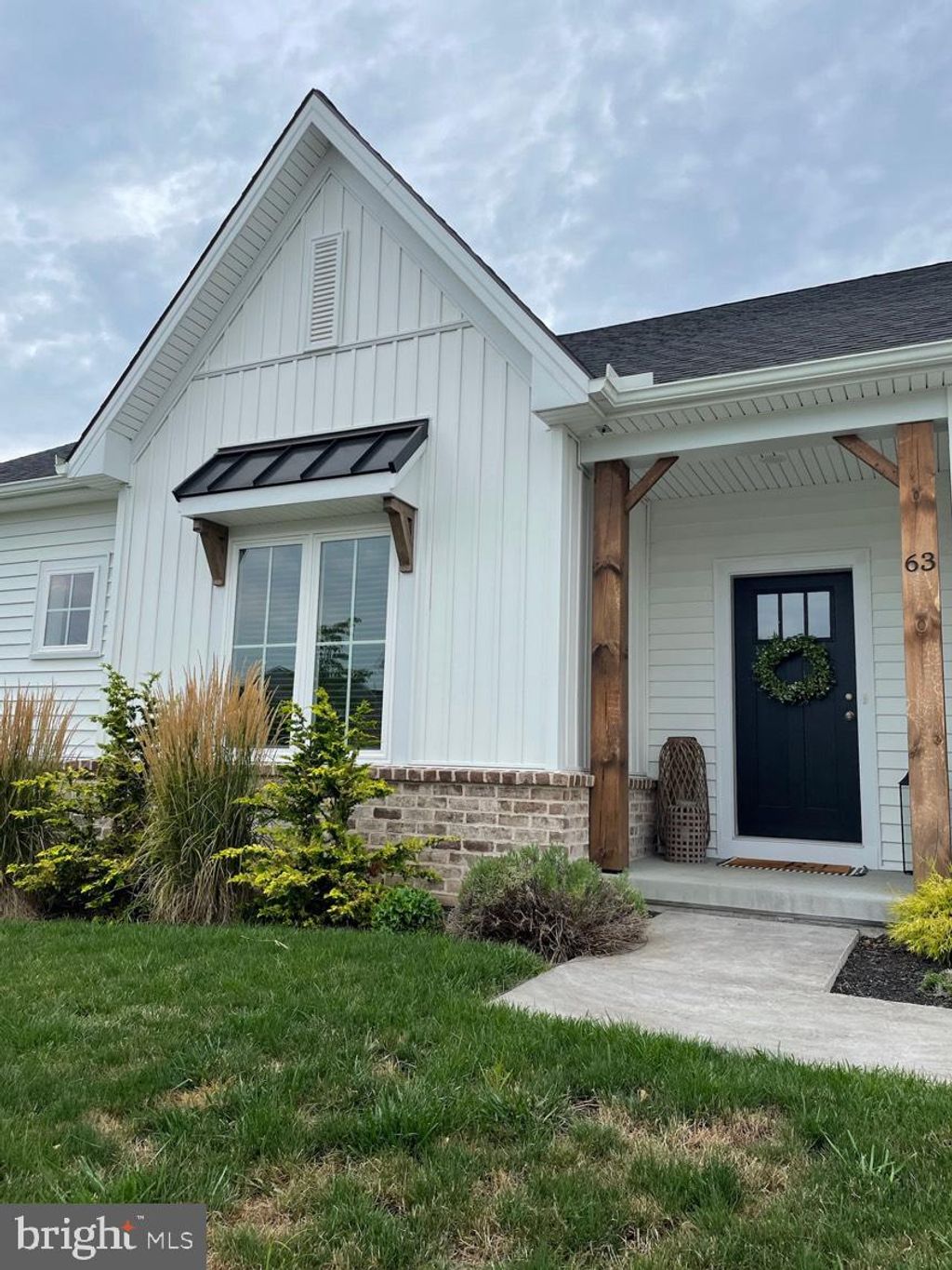 Photo of 63 LAKE VIEW RD, EPHRATA, PA 17522 (MLS # PALA2029580)