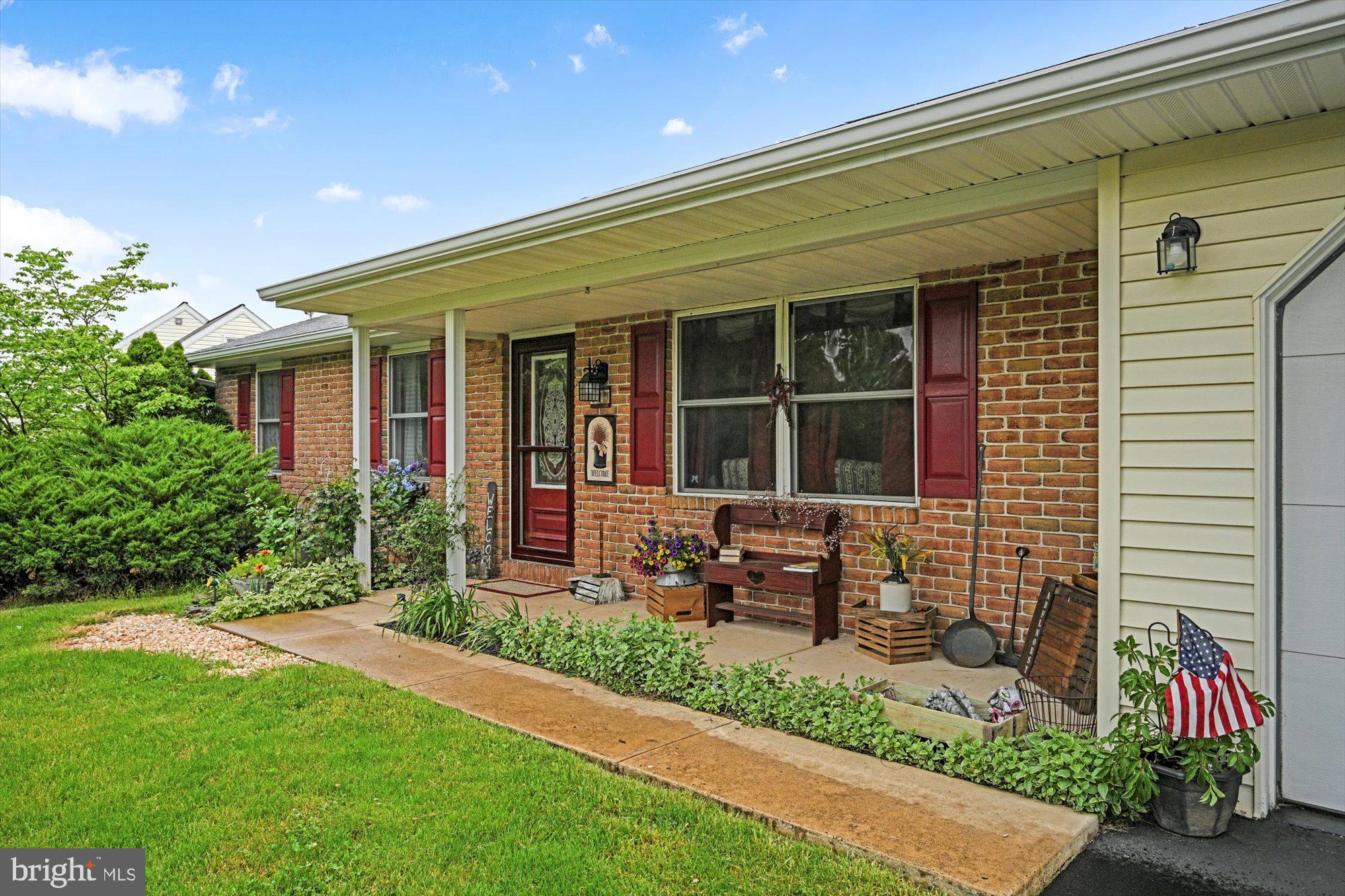 HOMESTEAD - Residential