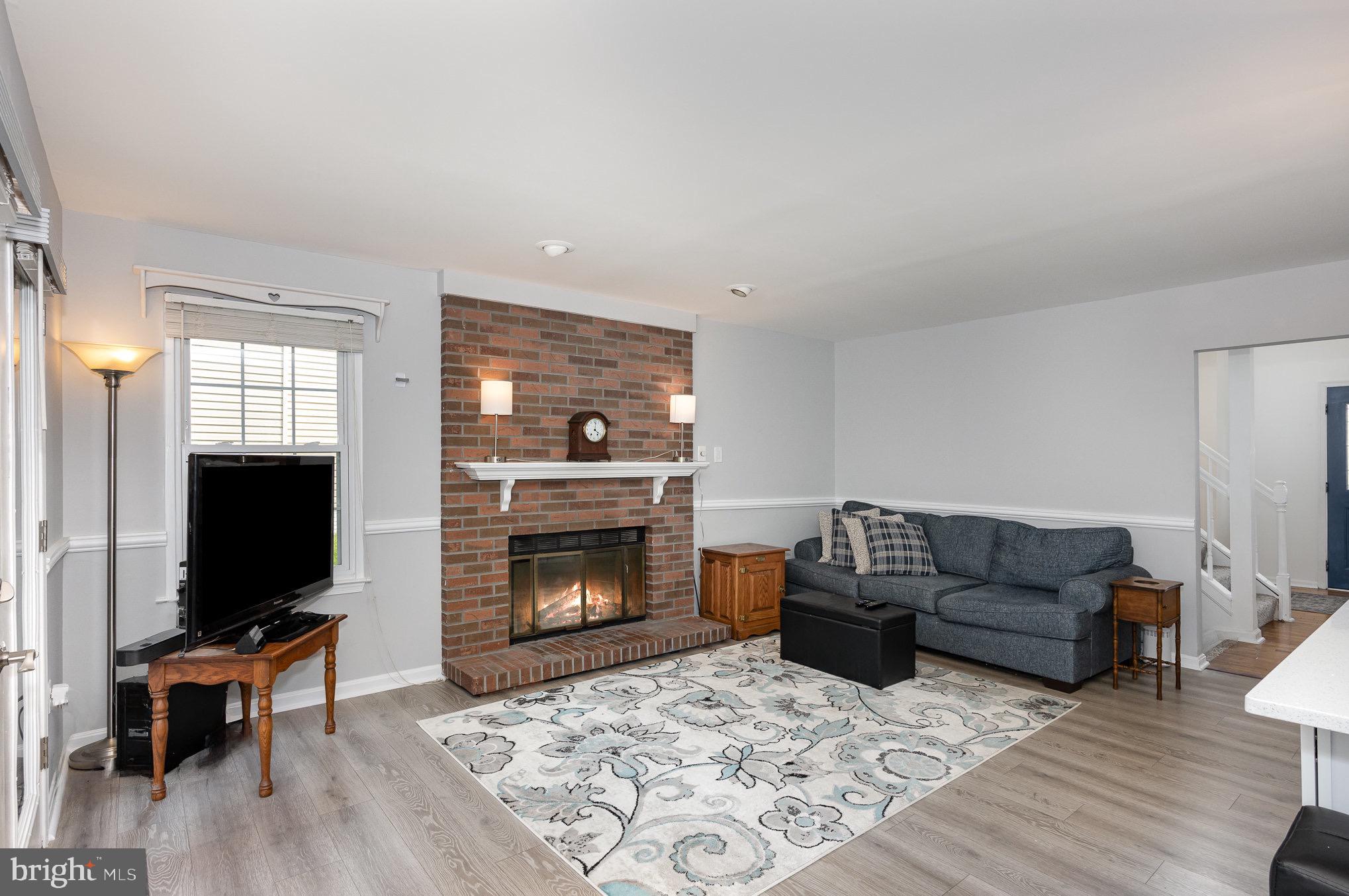 SOUTH HAMPTON - Residential