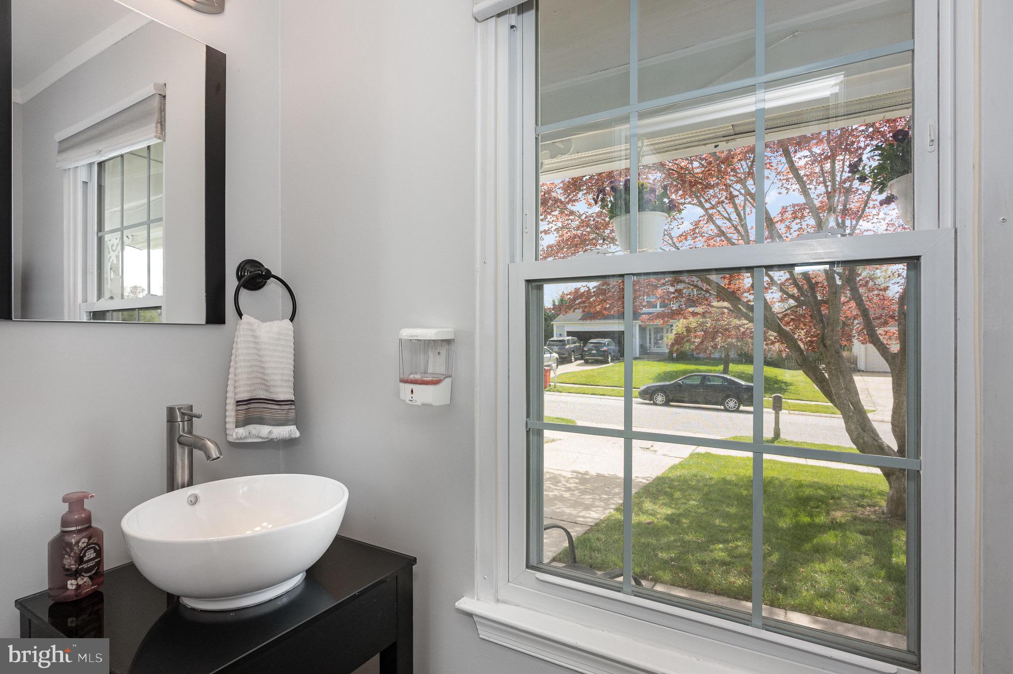 SOUTH HAMPTON - Residential