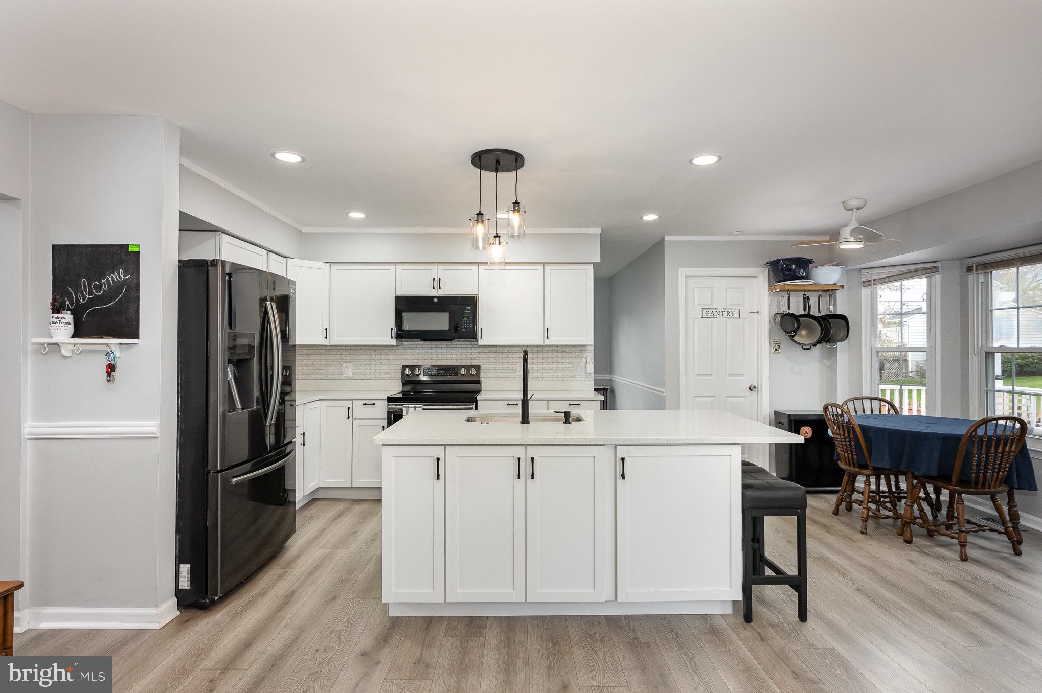 SOUTH HAMPTON - Residential