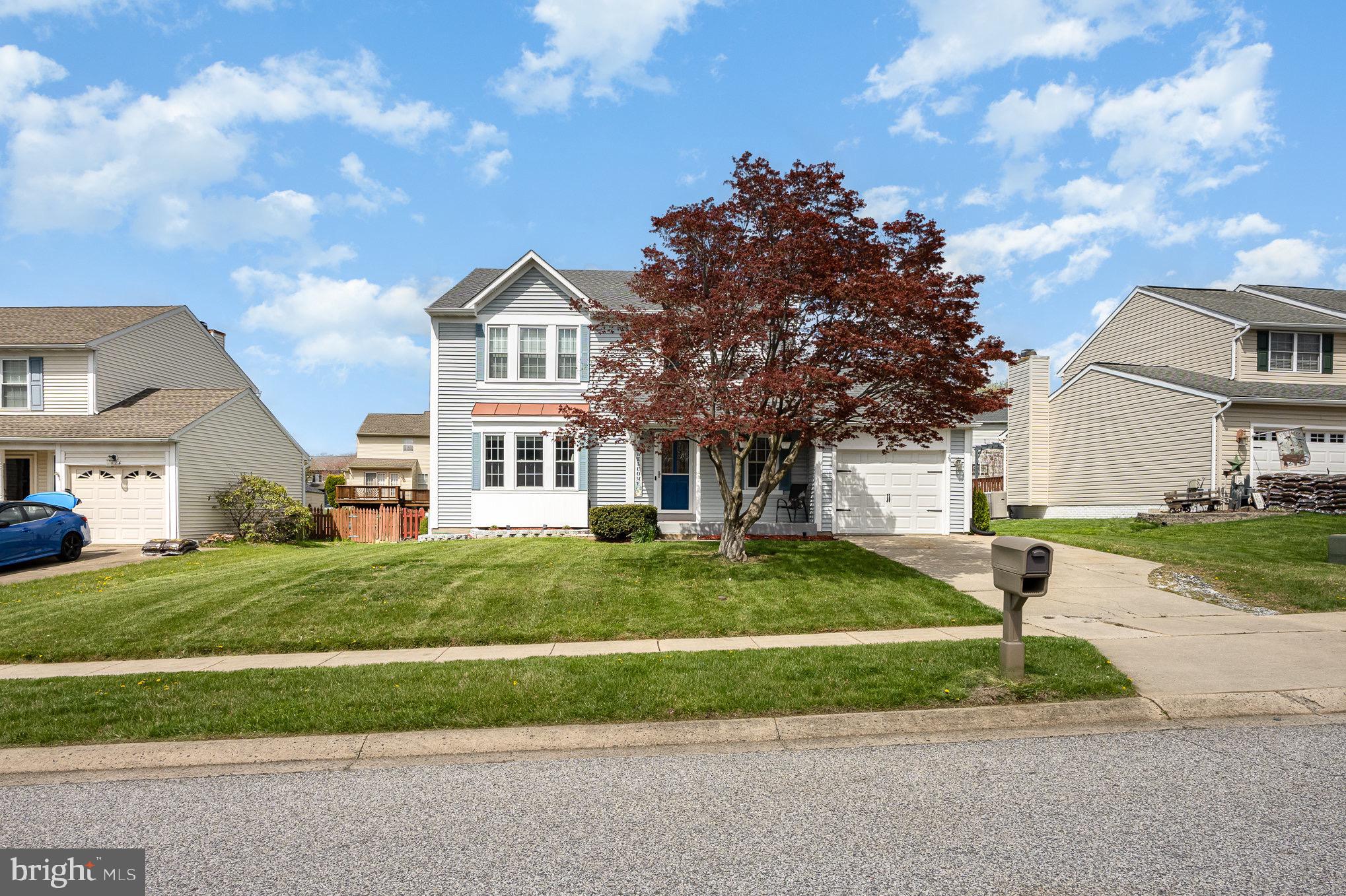 SOUTH HAMPTON - Residential