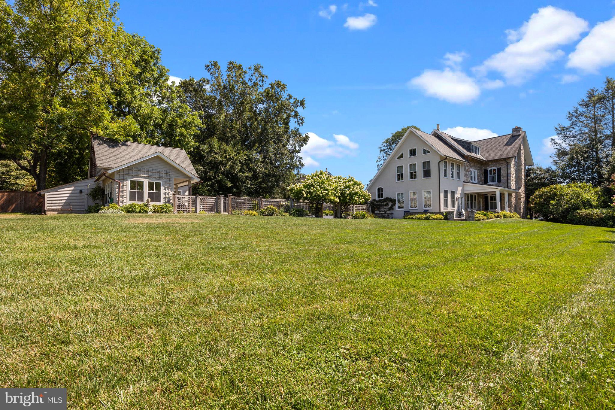 FLOURTOWN - Residential