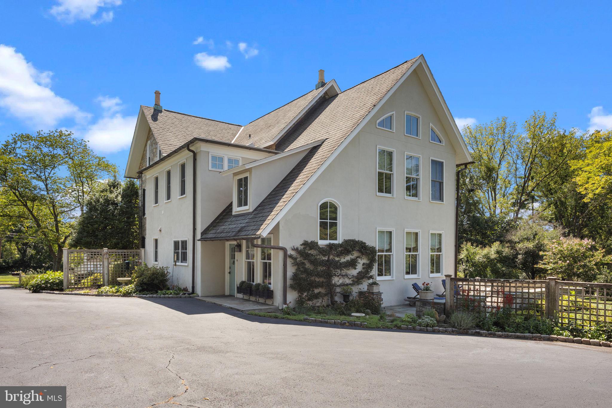 FLOURTOWN - Residential