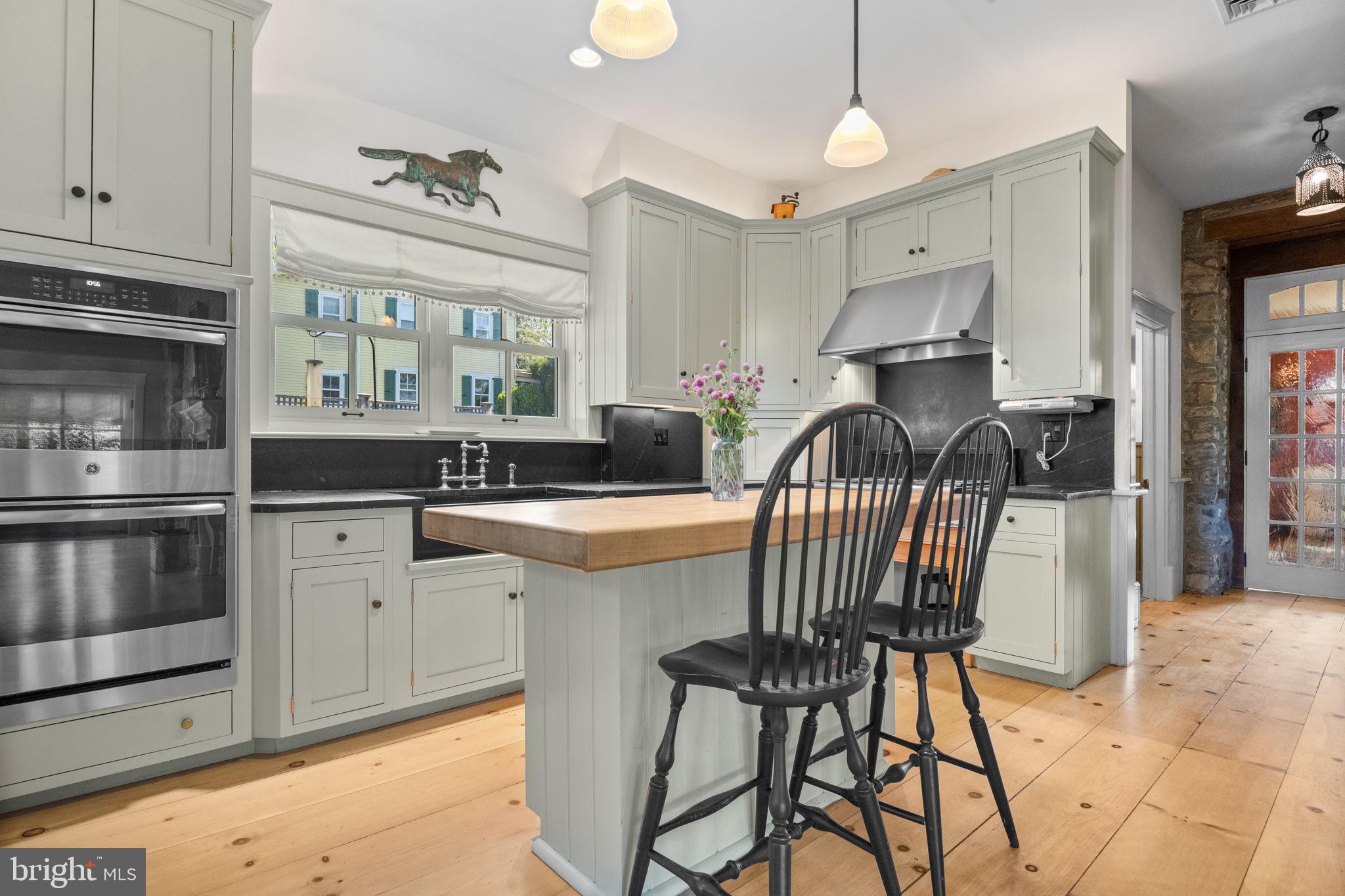 FLOURTOWN - Residential