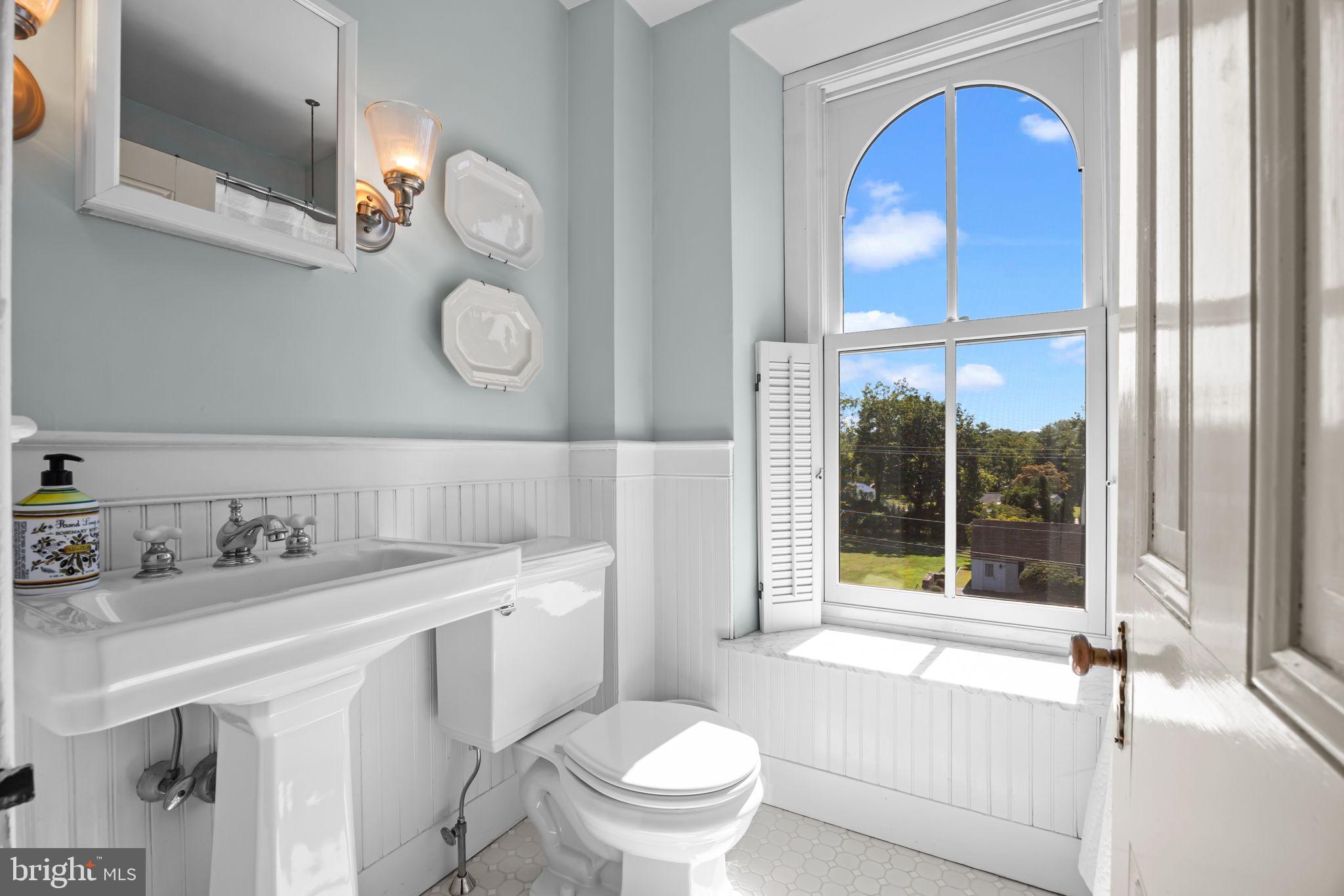 FLOURTOWN - Residential