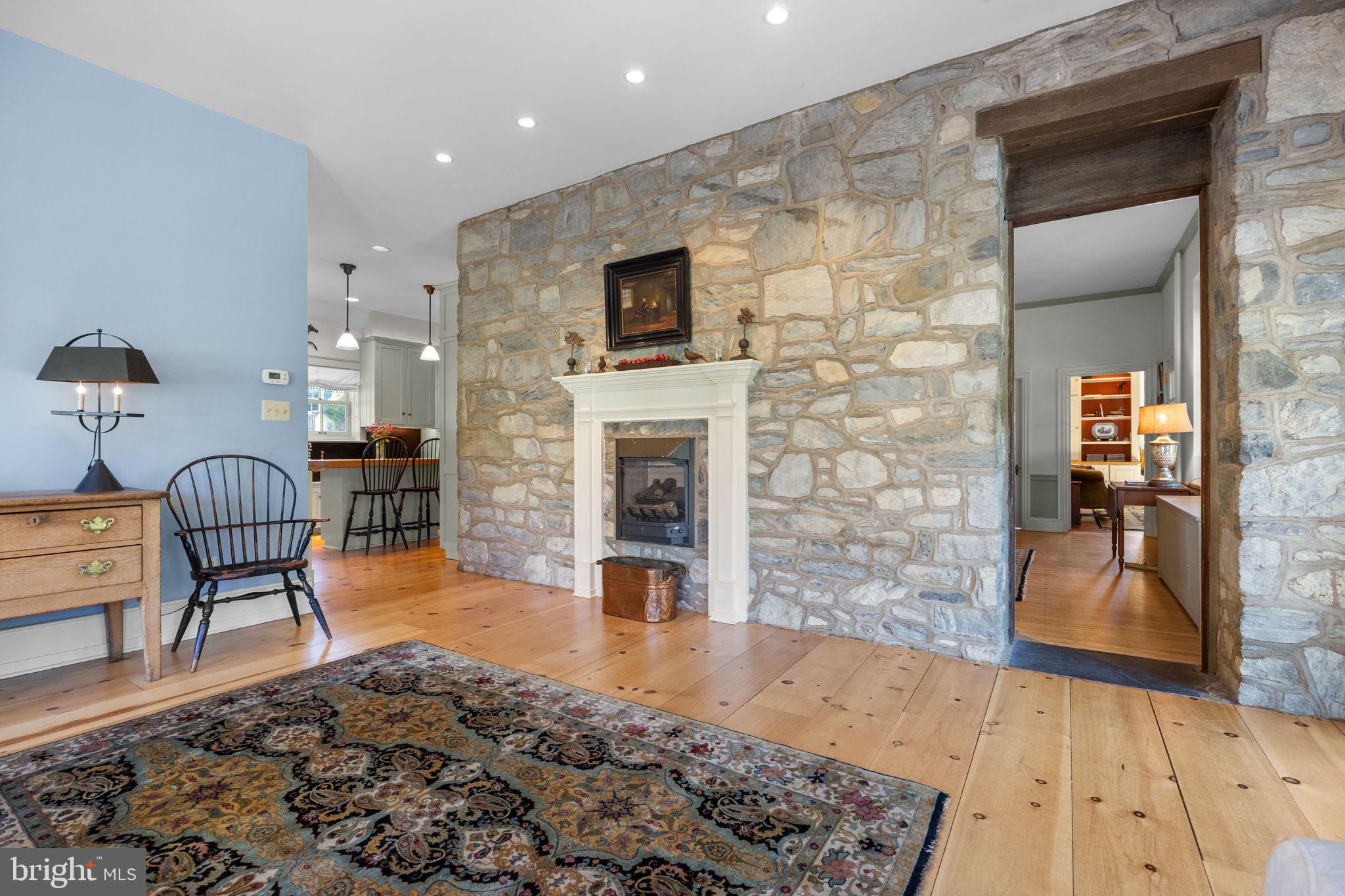 FLOURTOWN - Residential