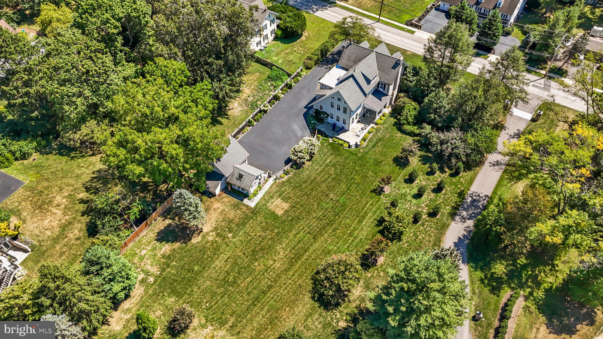 FLOURTOWN - Residential