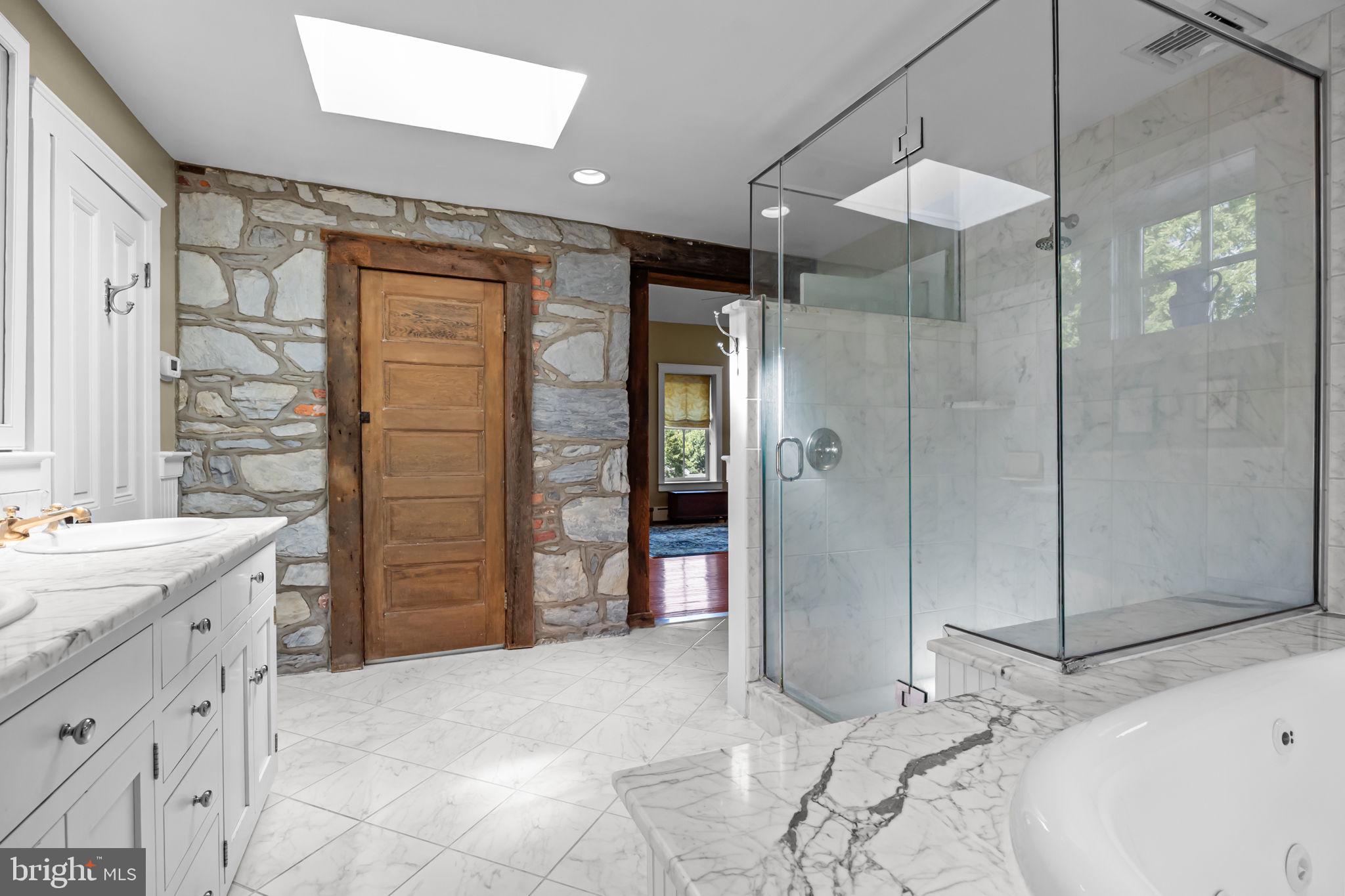 FLOURTOWN - Residential