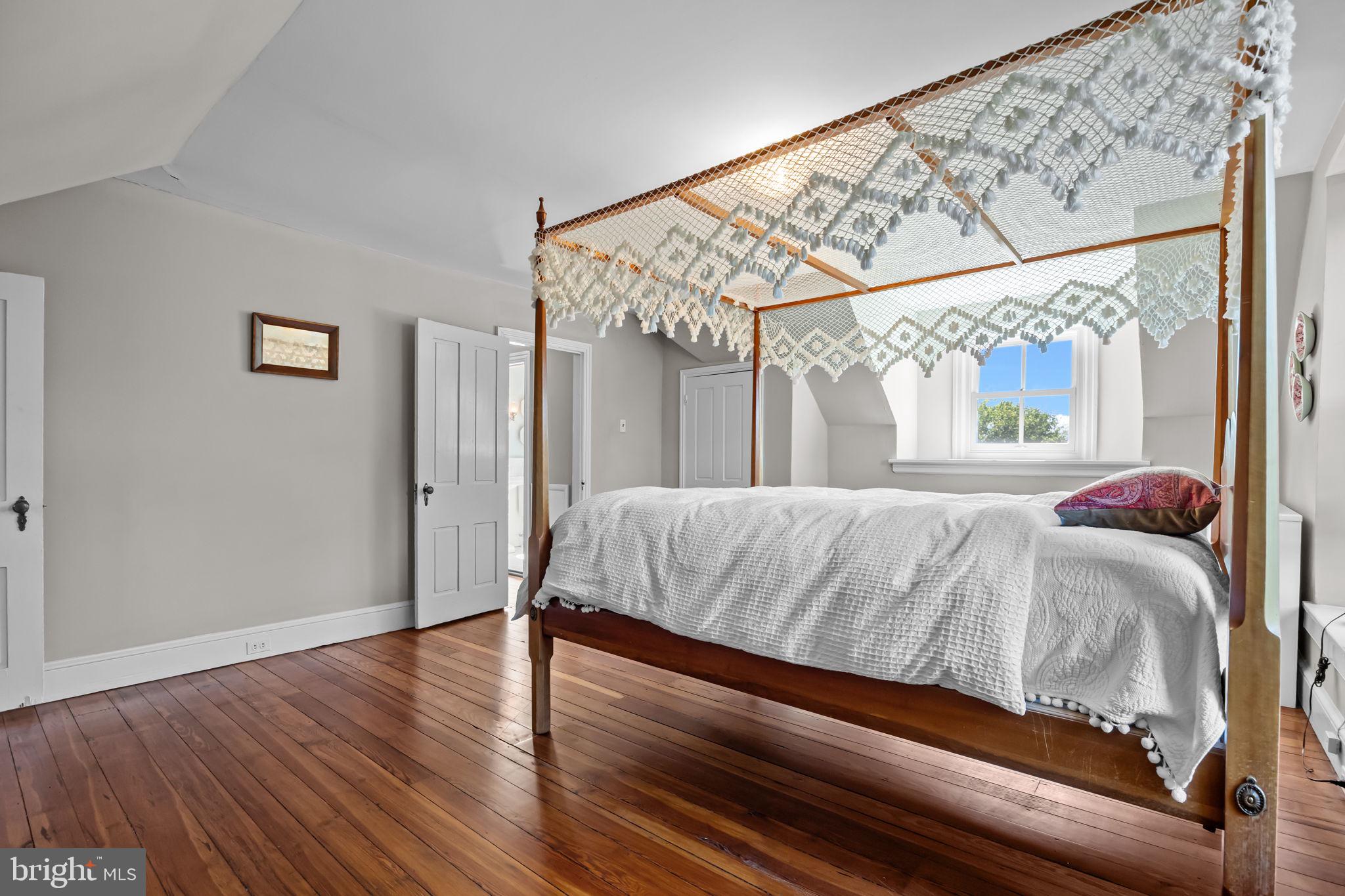 FLOURTOWN - Residential