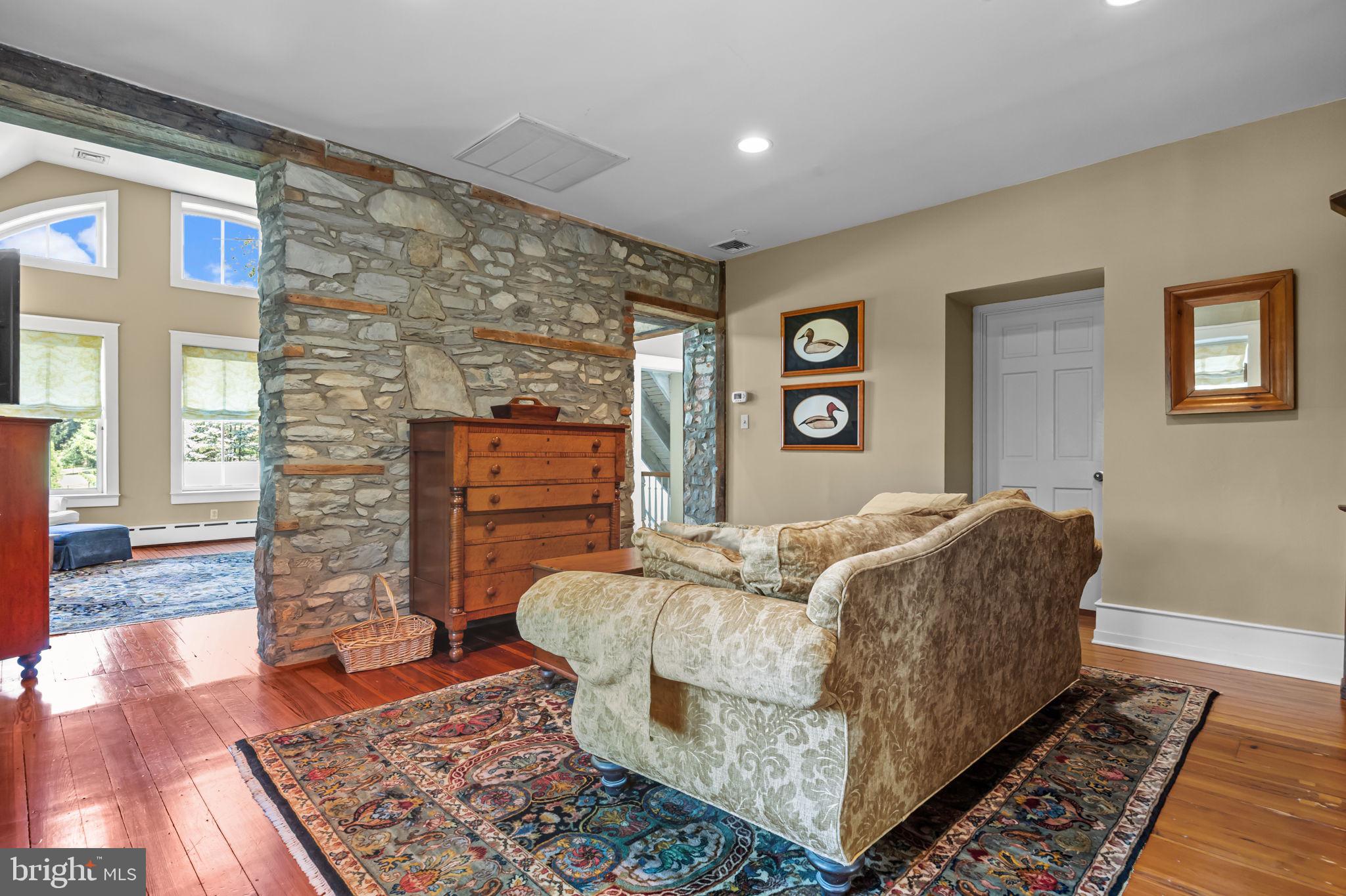 FLOURTOWN - Residential