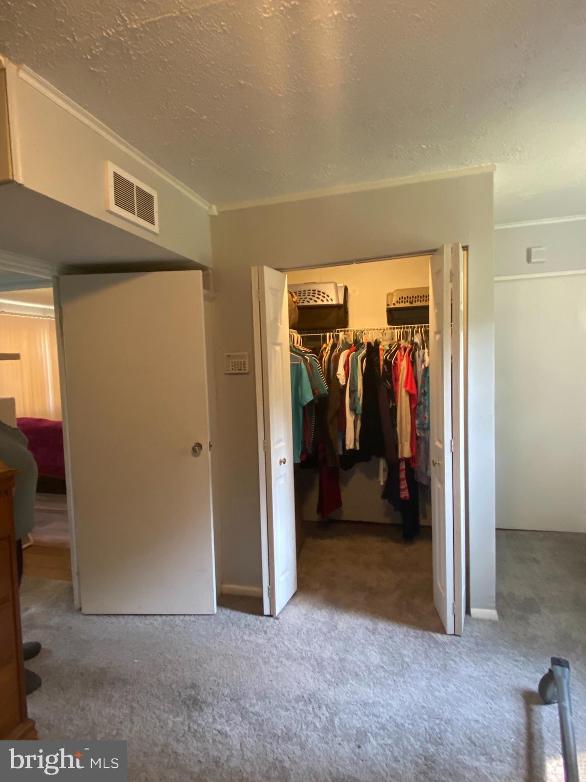 ABERDEEN HILLS - Residential