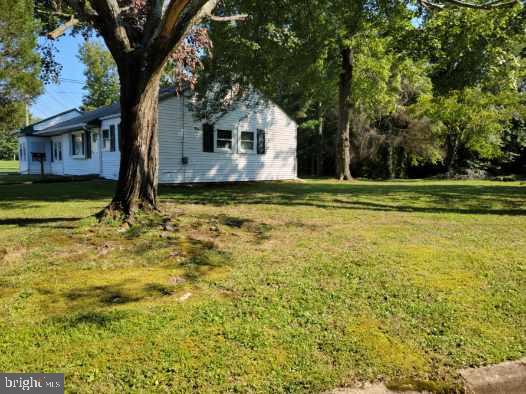 ABERDEEN HILLS - Residential