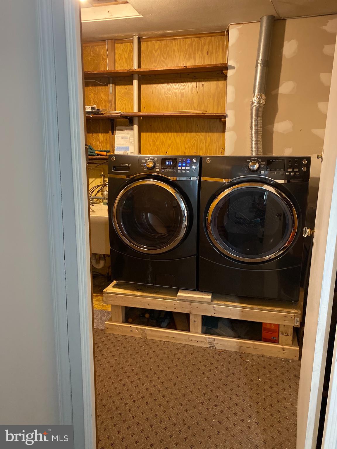 ABERDEEN HILLS - Residential