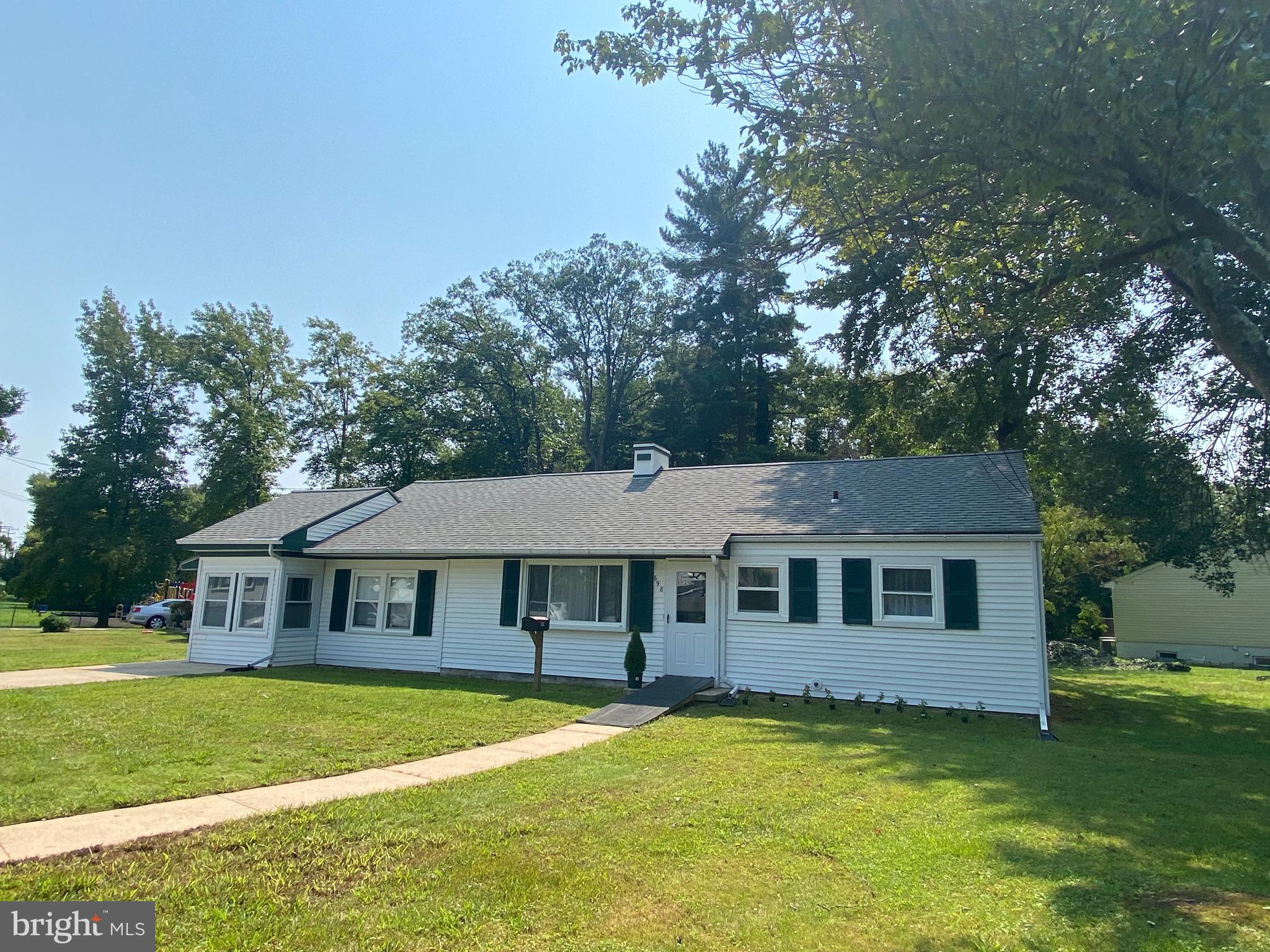 ABERDEEN HILLS - Residential