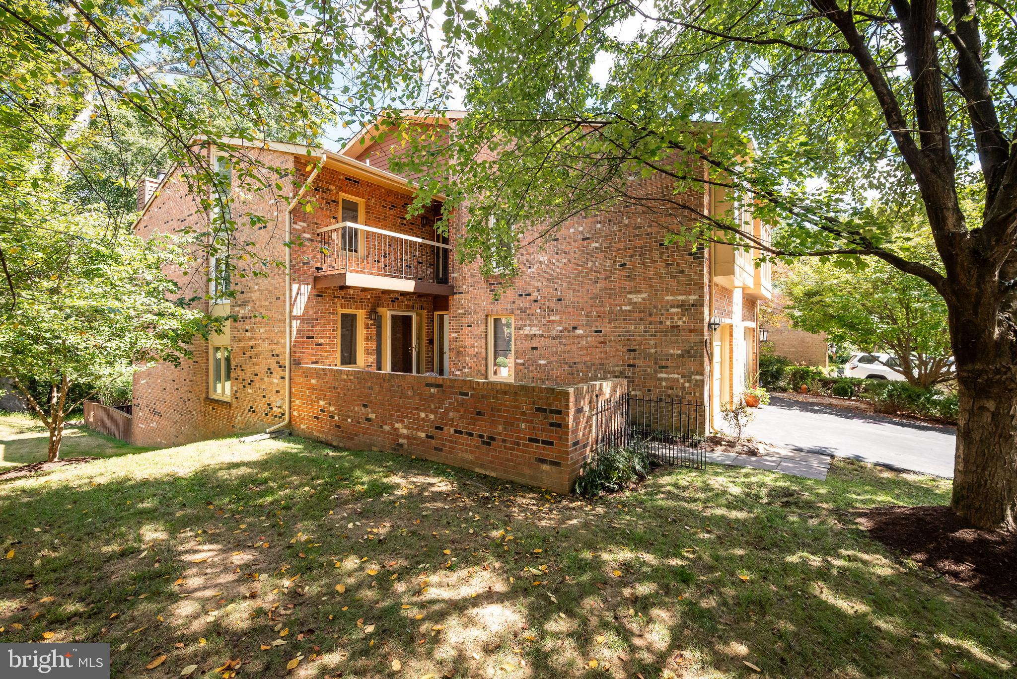 7729 WHITERIM TERRACE