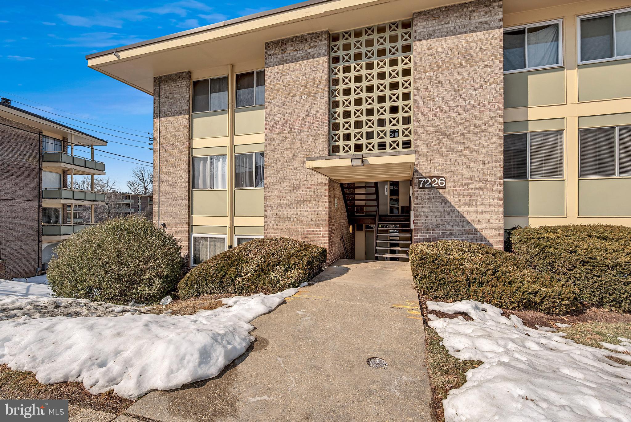 HOLLY HILL CONDOMINIUMS - Residential