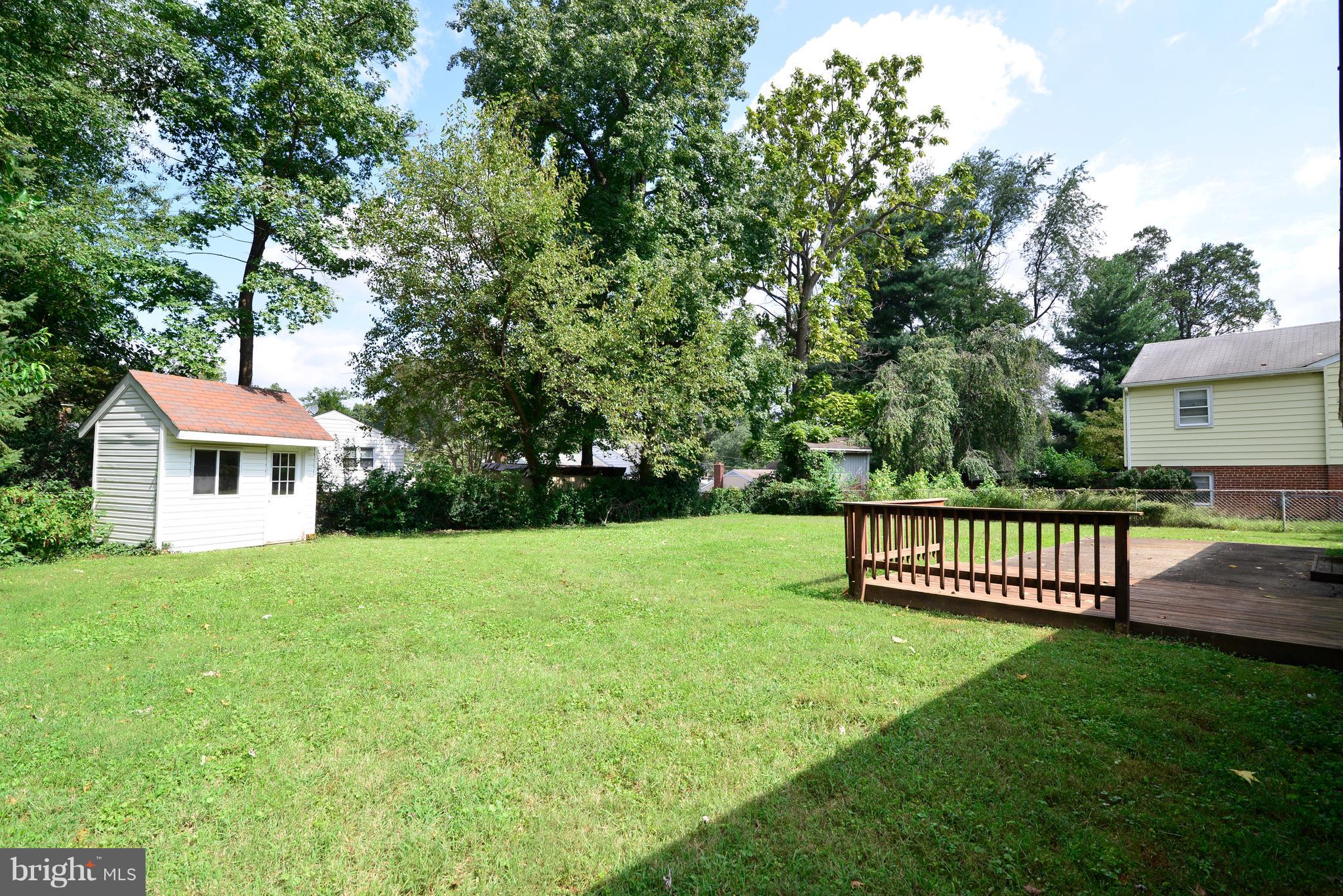 CRESTWOOD MANOR - Residential