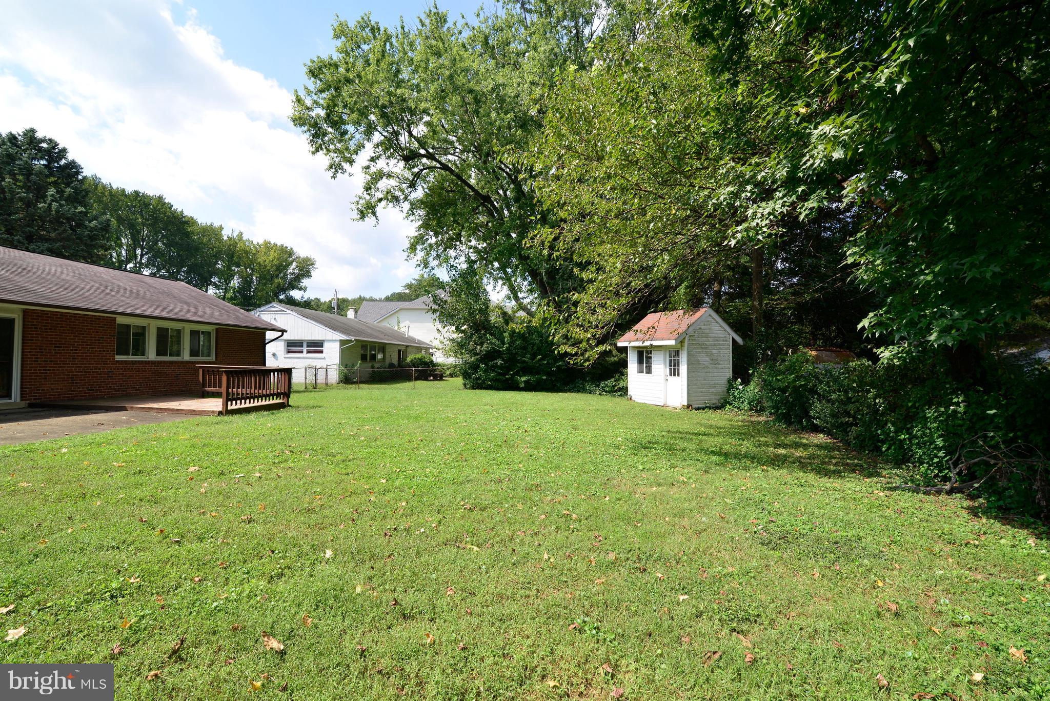 CRESTWOOD MANOR - Residential